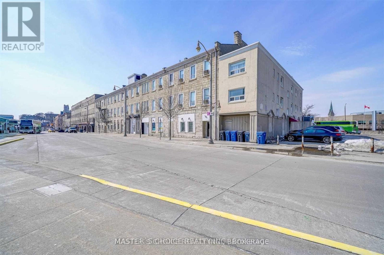 106 CARDEN ST