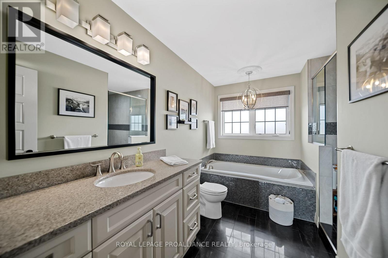 77 HANOVER CRT
