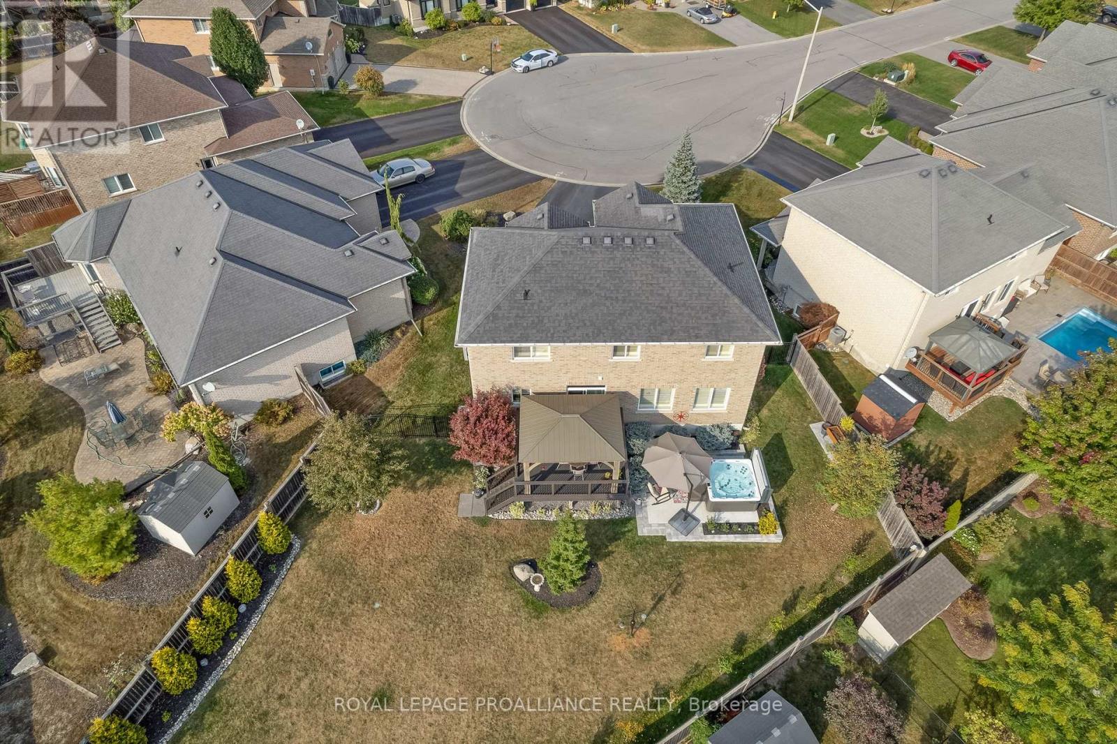 77 HANOVER CRT