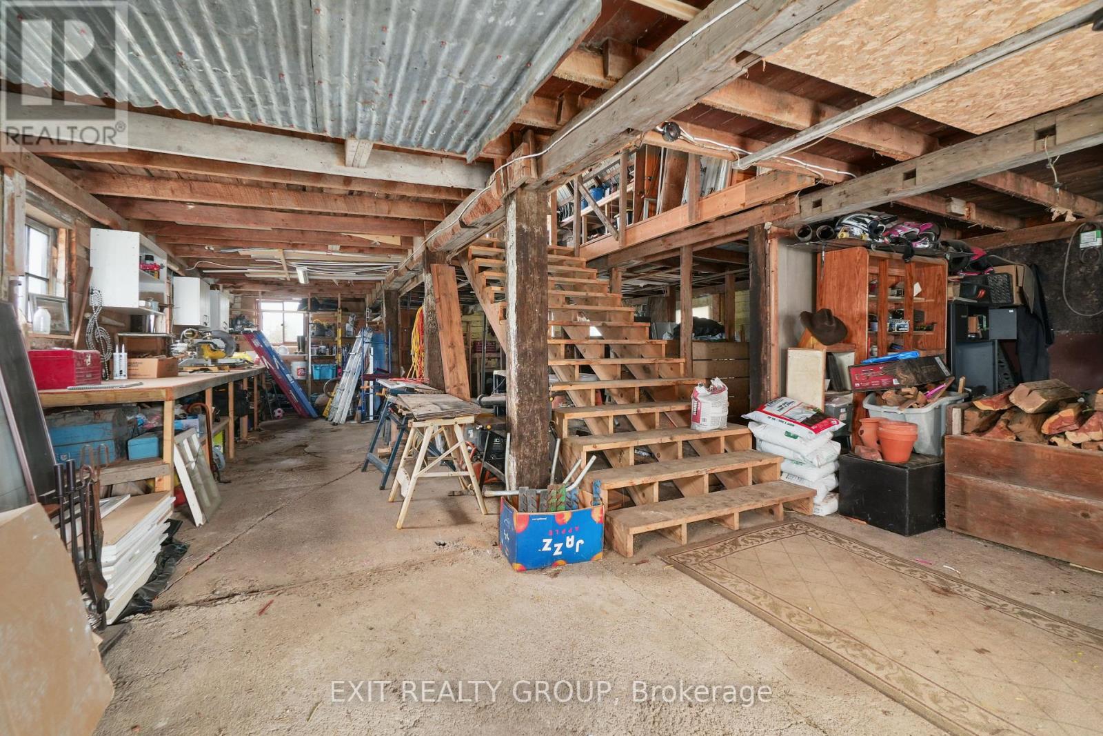 826 BEECHWOOD RD