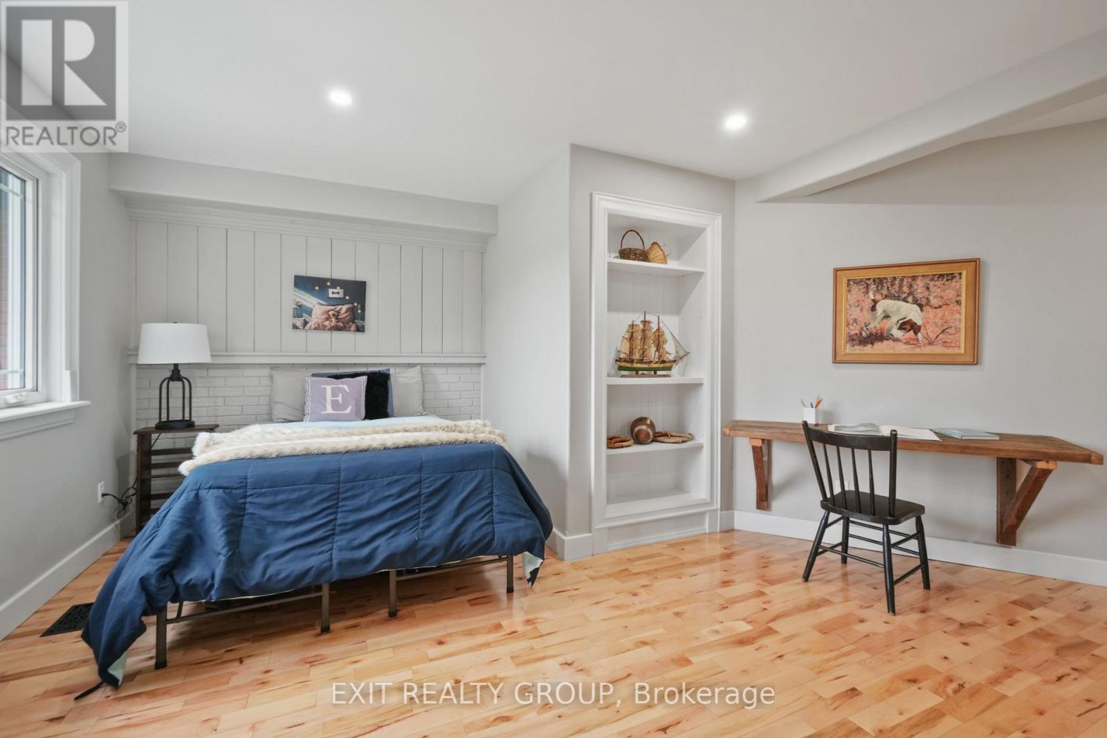 826 BEECHWOOD RD