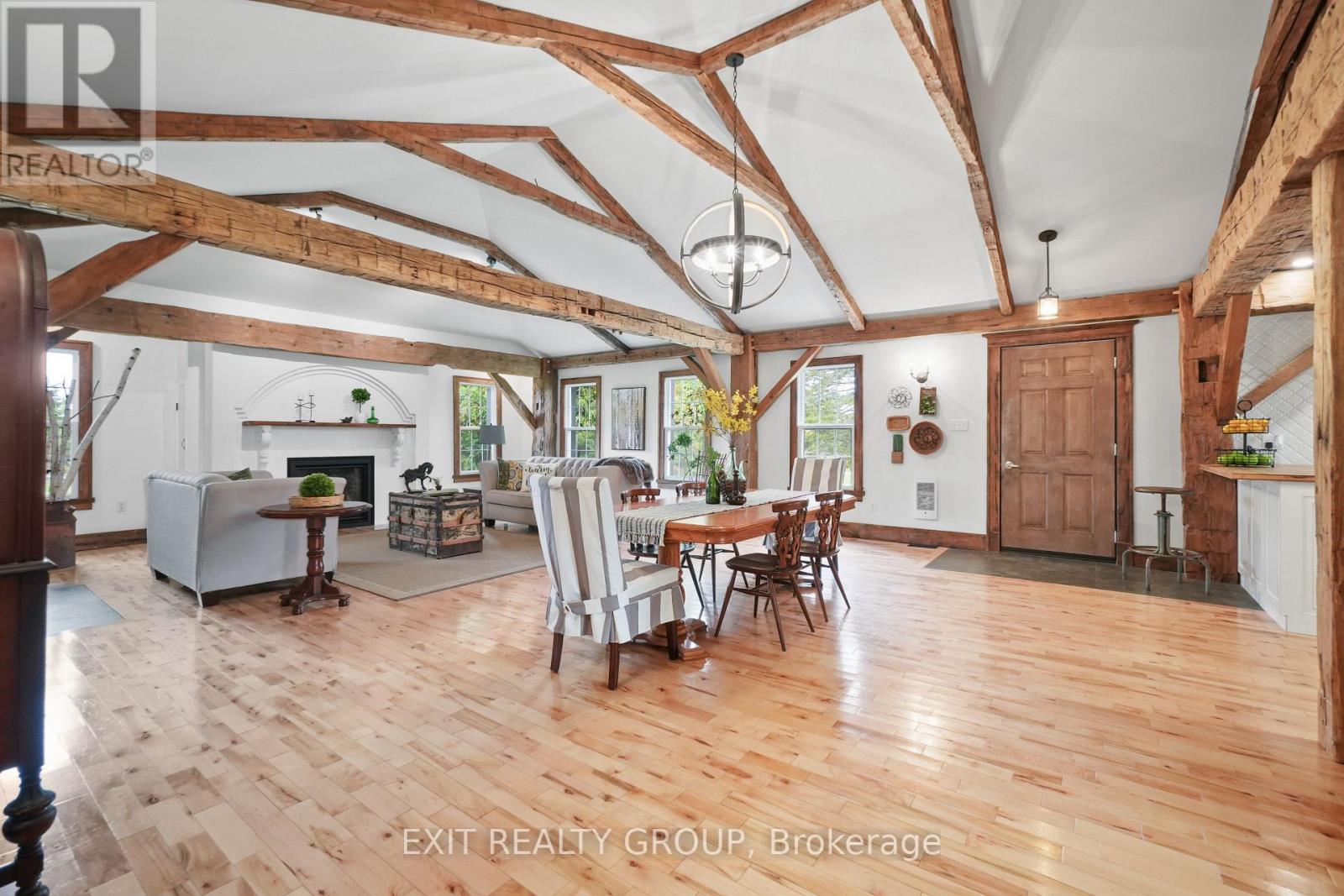 826 BEECHWOOD RD