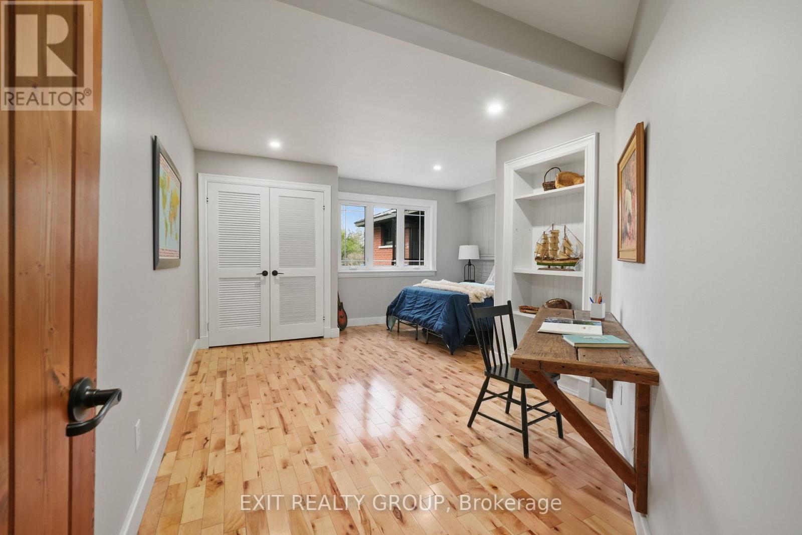 826 BEECHWOOD RD