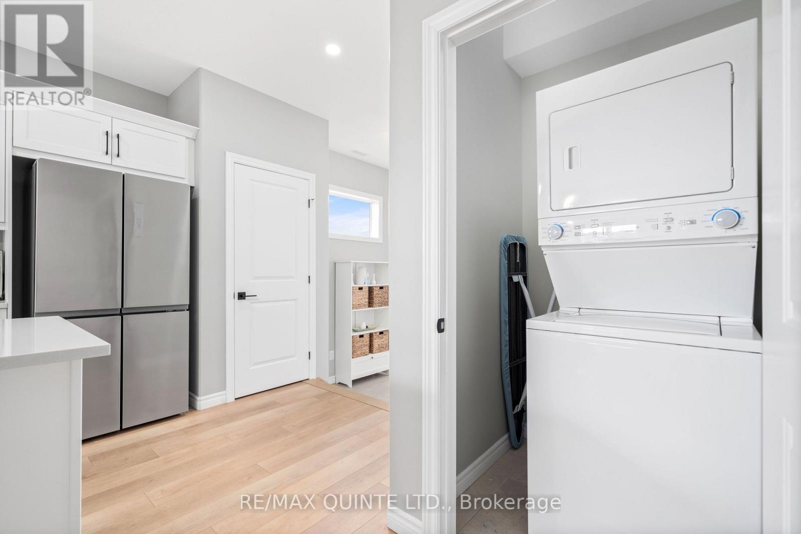 97 DEWAL PL