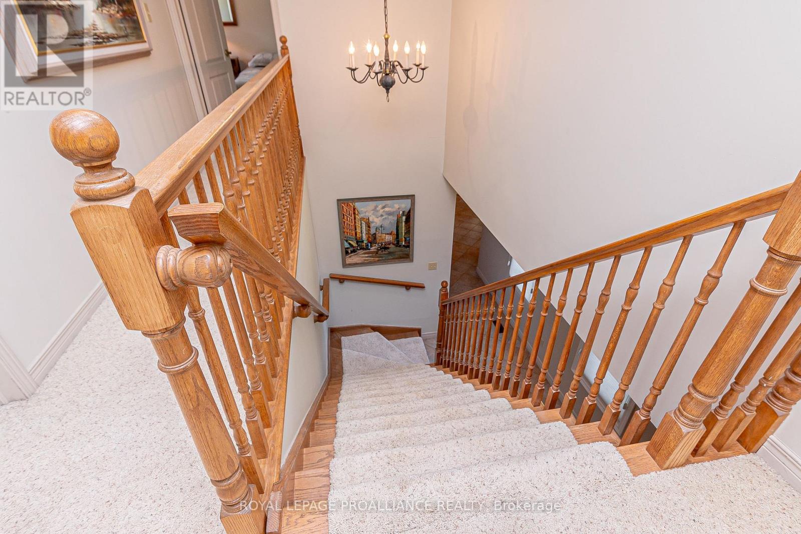 6 GREENSBORO AVE