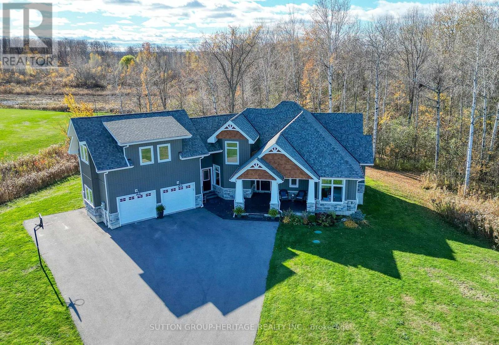 38 WESTLAKE CRT