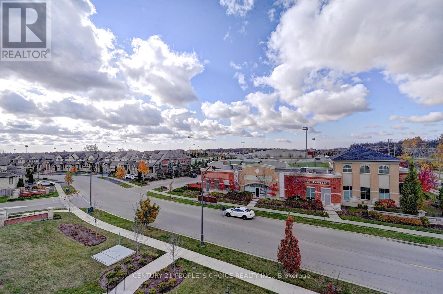 #302 -245 GREY SILO RD, #302