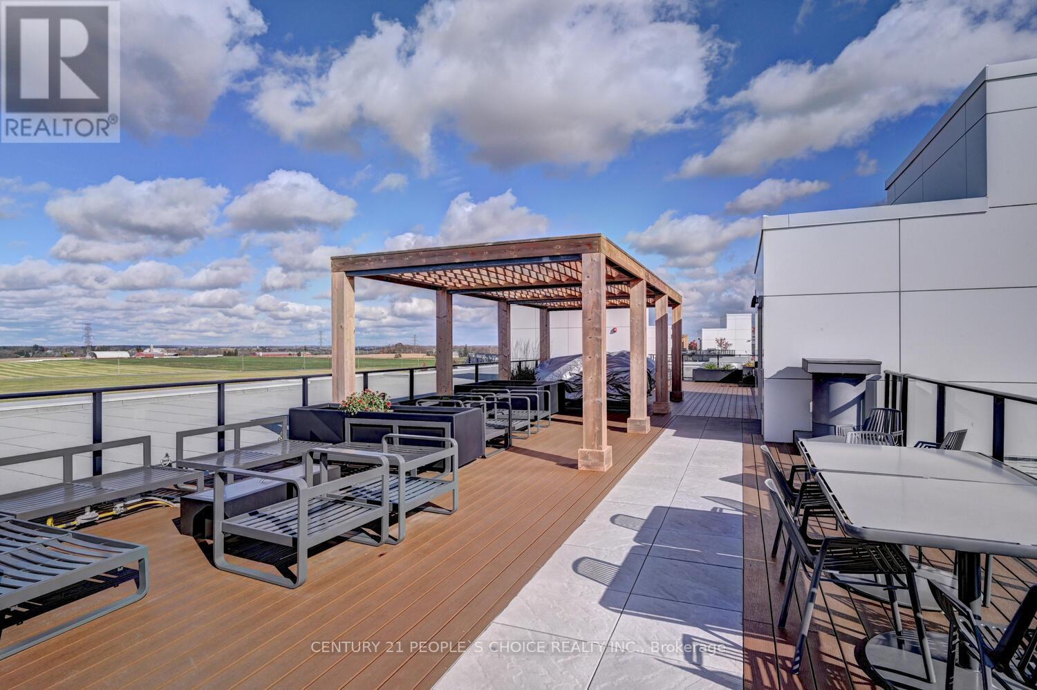 #302 -245 GREY SILO RD, #302