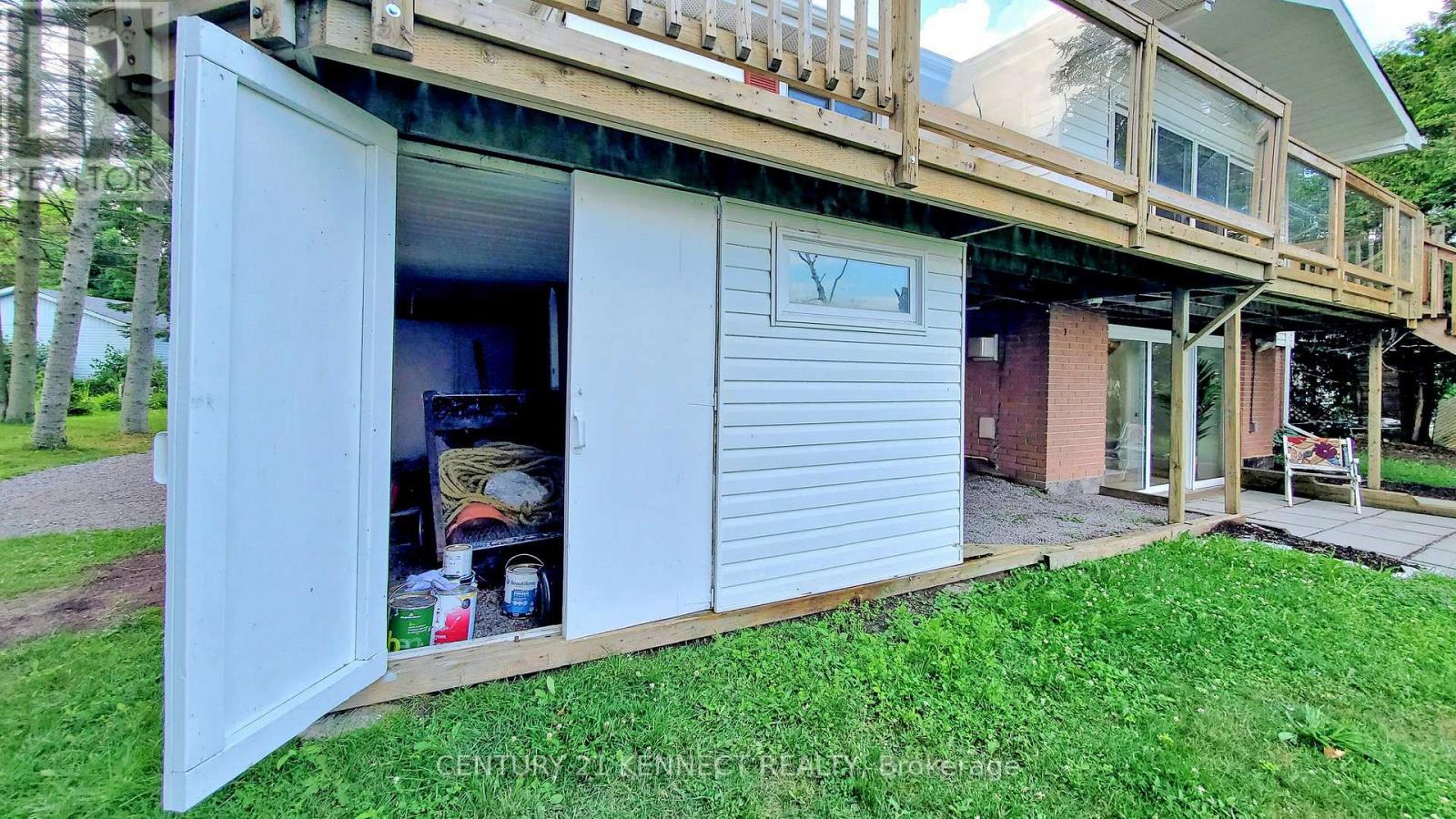 175 BEEHIVE DR