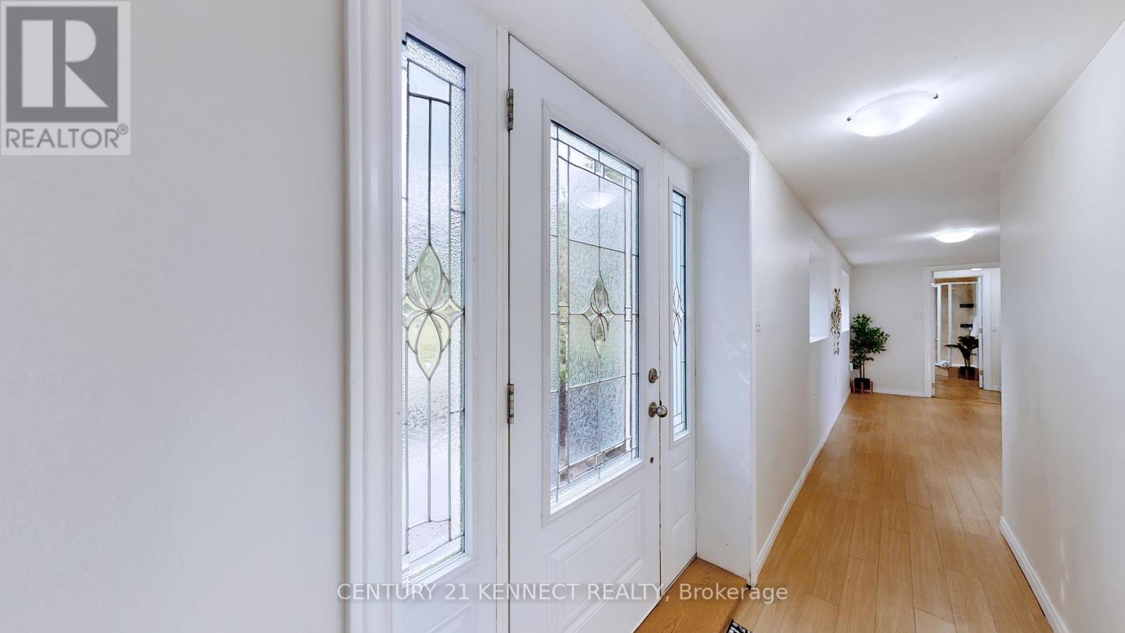 175 BEEHIVE DR