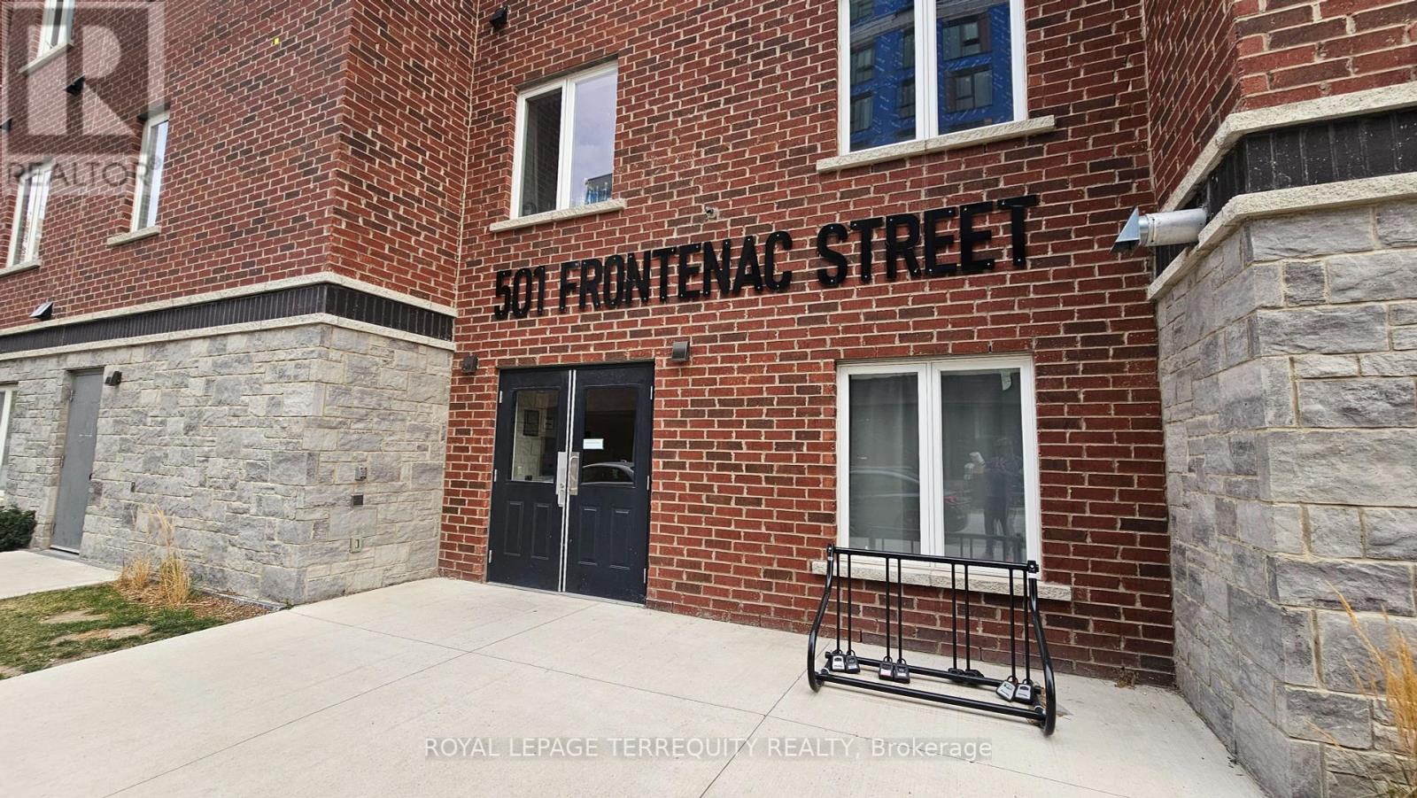 #417 -501 FRONTENAC ST, #417