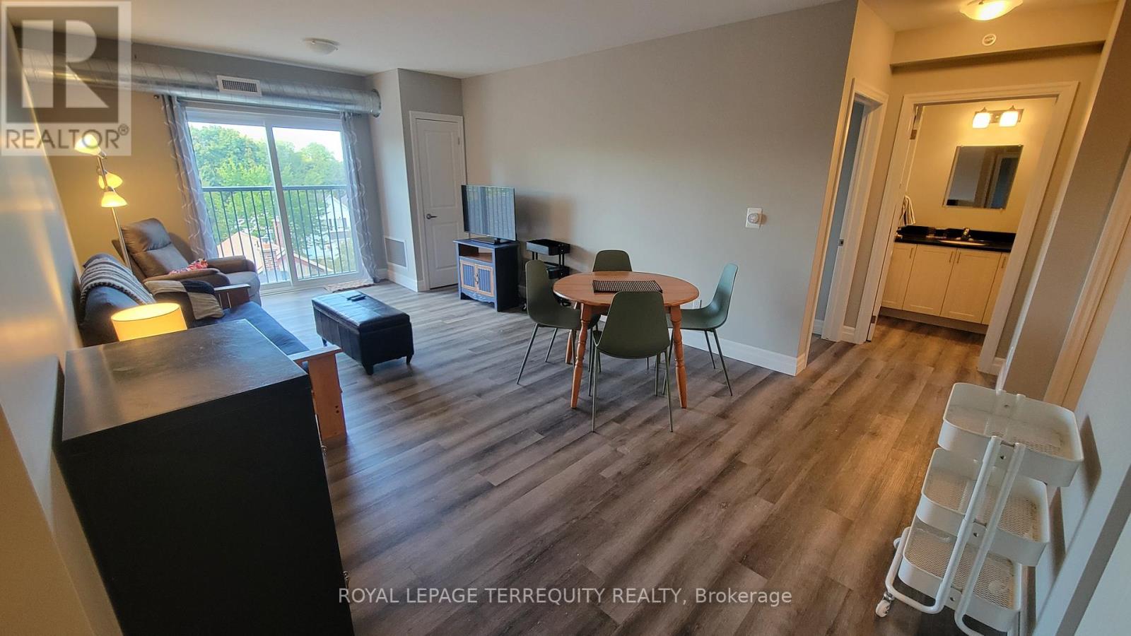 #417 -501 FRONTENAC ST, #417