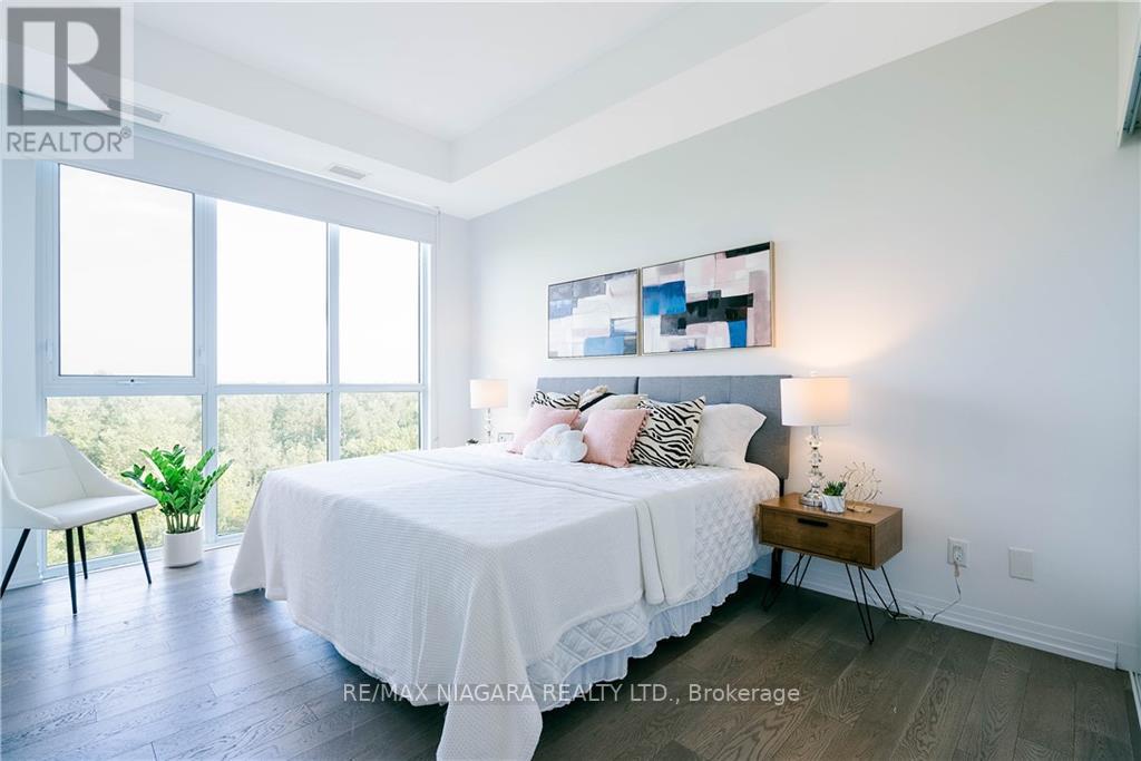 #802 -7711 GREEN VISTA GATE, #802