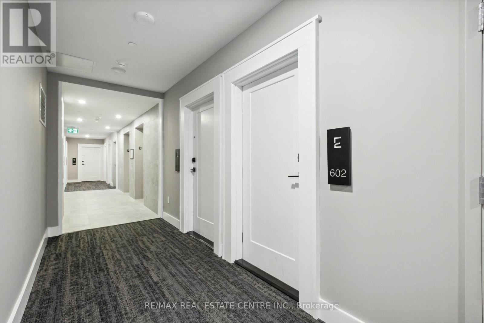 #602 -71 WYNDHAM ST S, #602