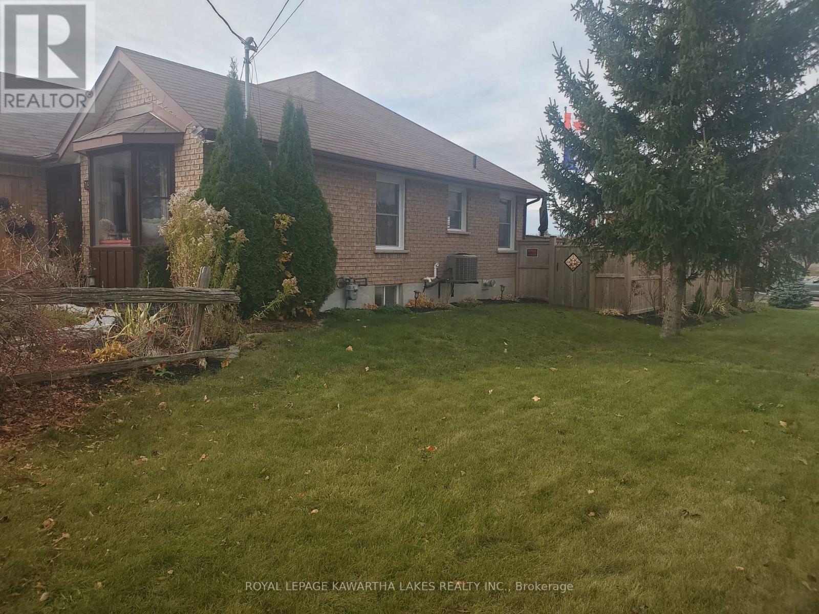 188 COLBORNE ST W