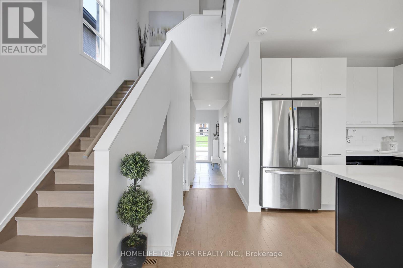 248 SHUTTLEWORTH DR