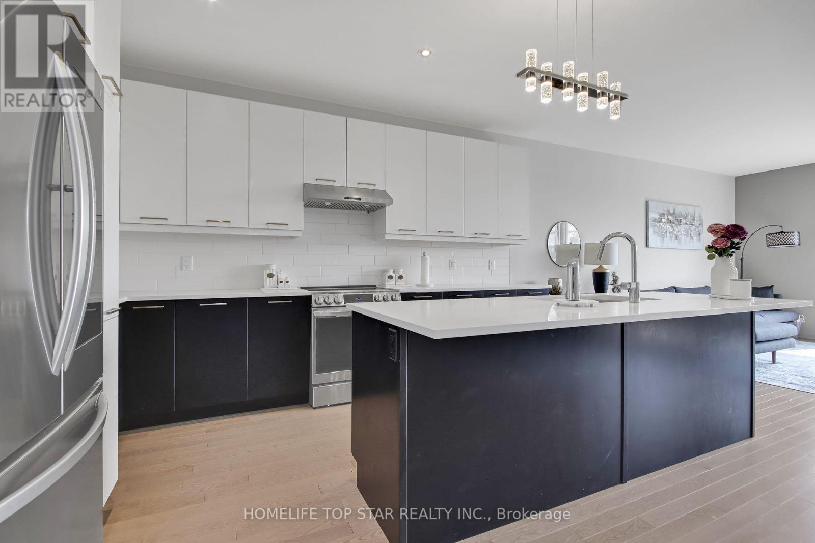 248 SHUTTLEWORTH DR