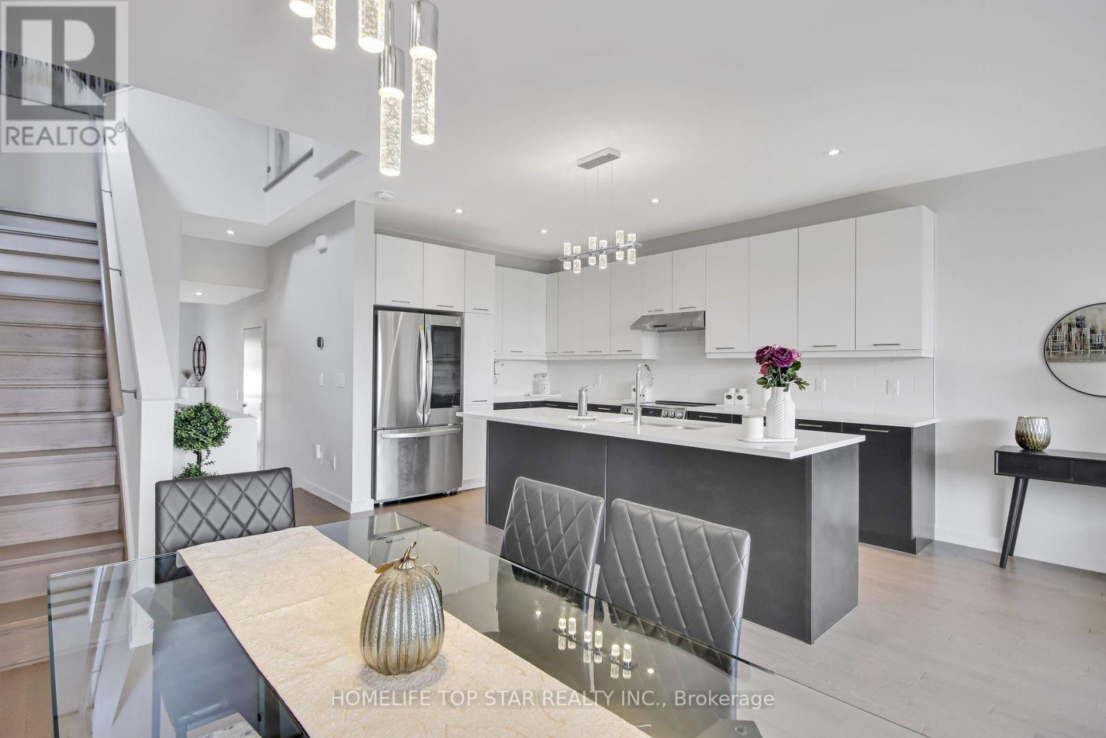 248 SHUTTLEWORTH DR