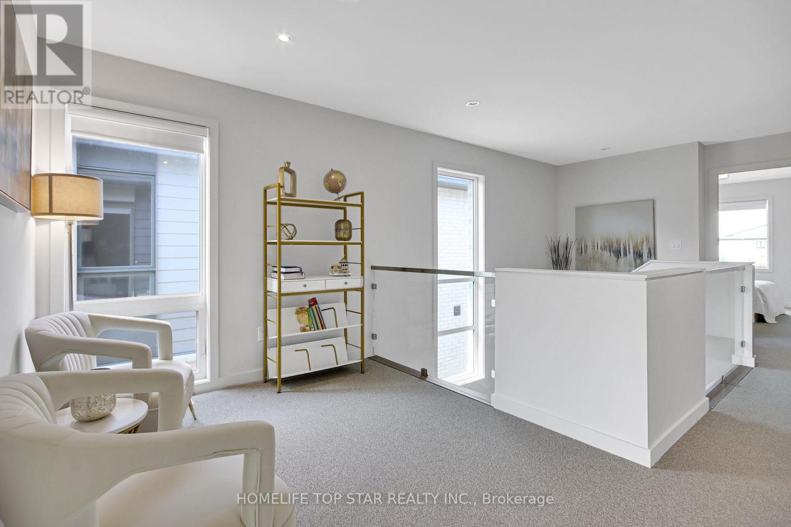 248 SHUTTLEWORTH DR