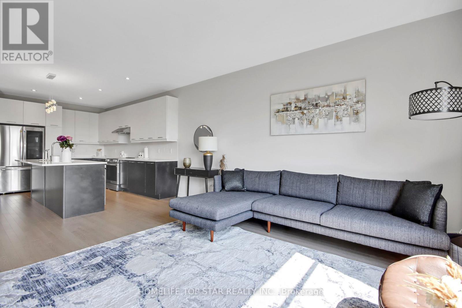 248 SHUTTLEWORTH DR