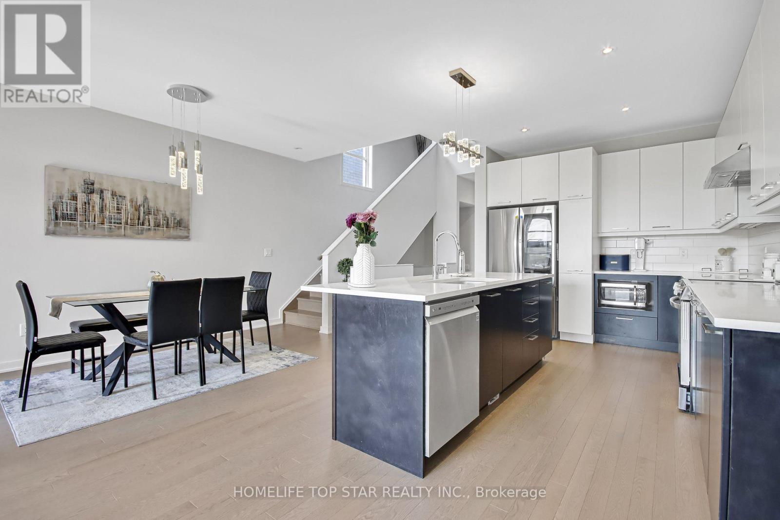 248 SHUTTLEWORTH DR