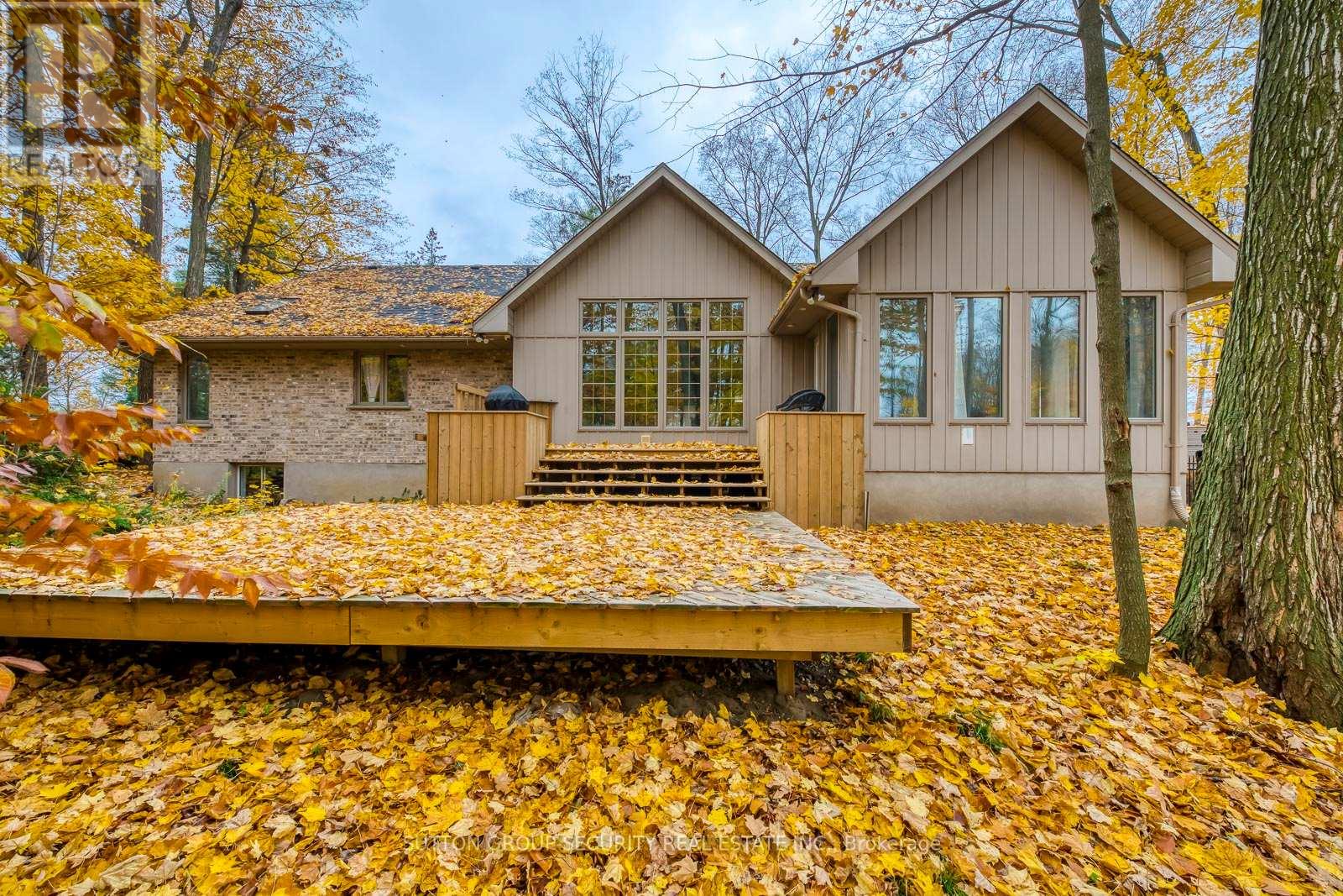 4486 WELLINGTON RD 32