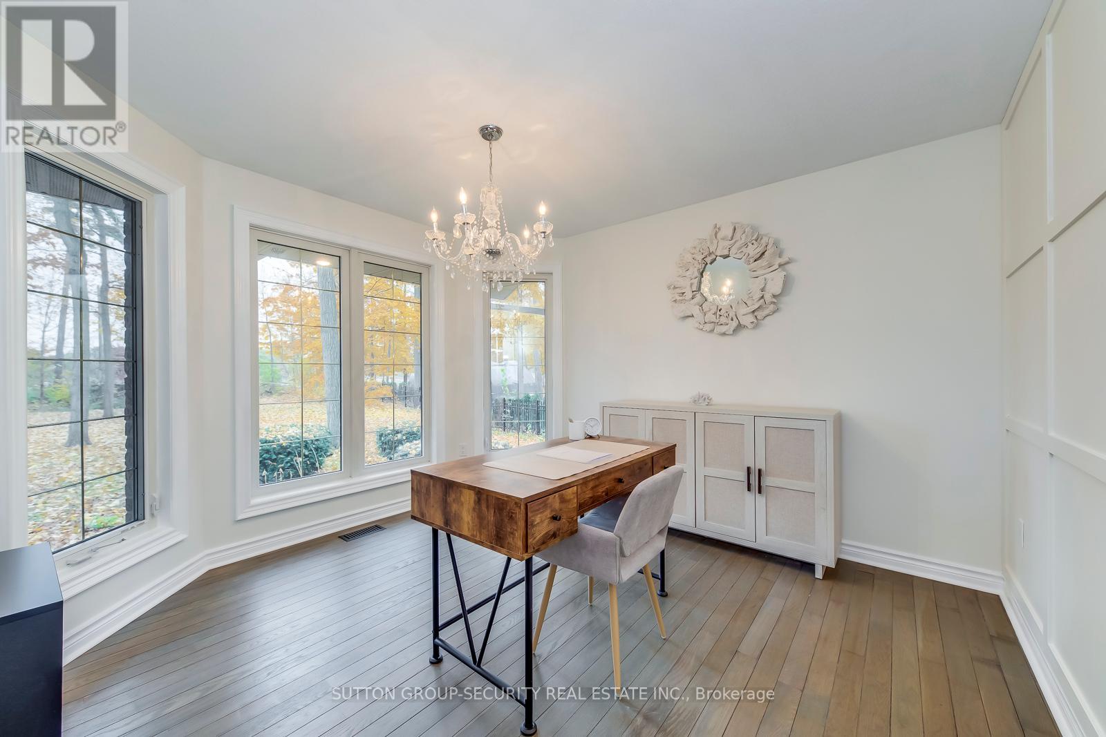 4486 WELLINGTON RD 32