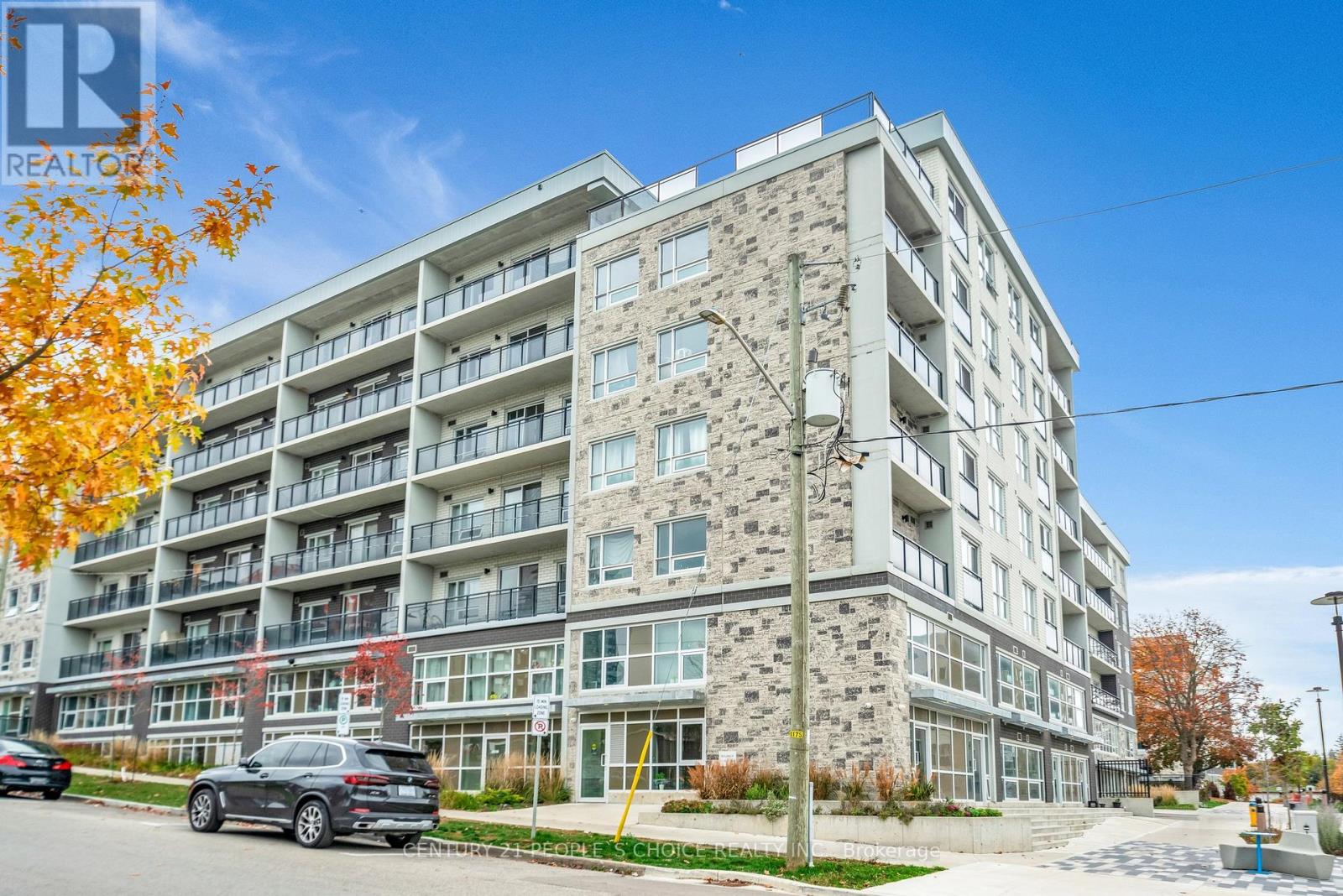 #B 109 -275 LARCH ST S, #B 109