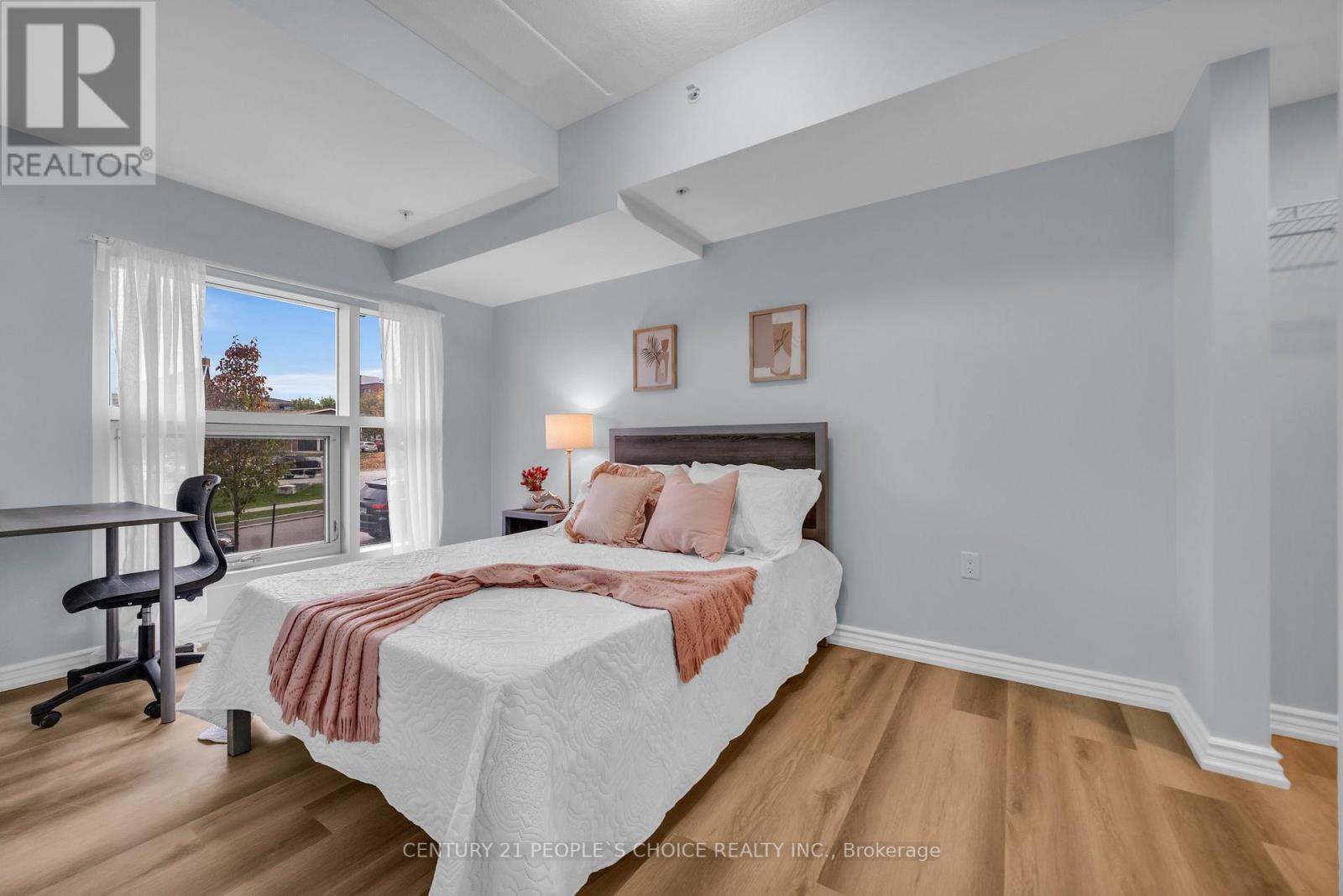 #B 109 -275 LARCH ST S, #B 109