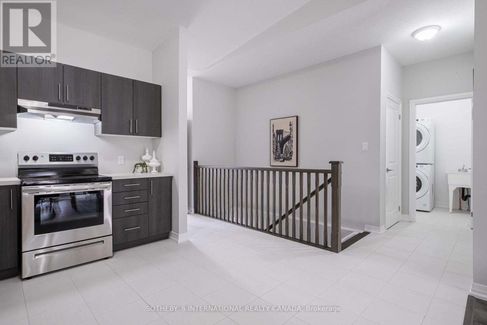 #40 -550 GREY ST, #40