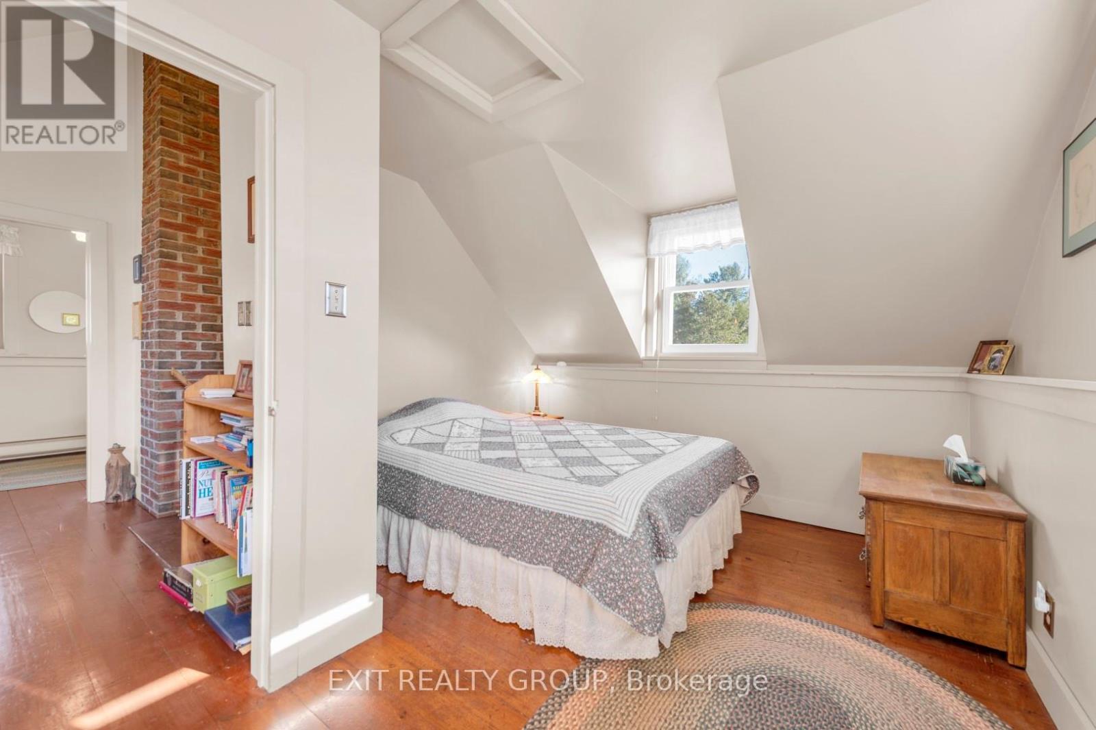 583 LAHEY RD
