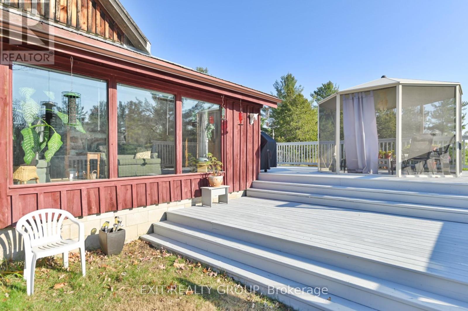 583 LAHEY RD