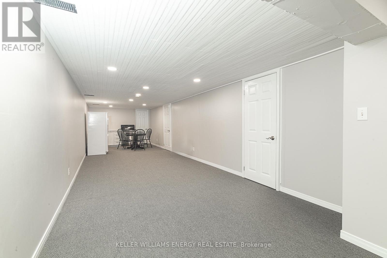 464 TRIPP RD