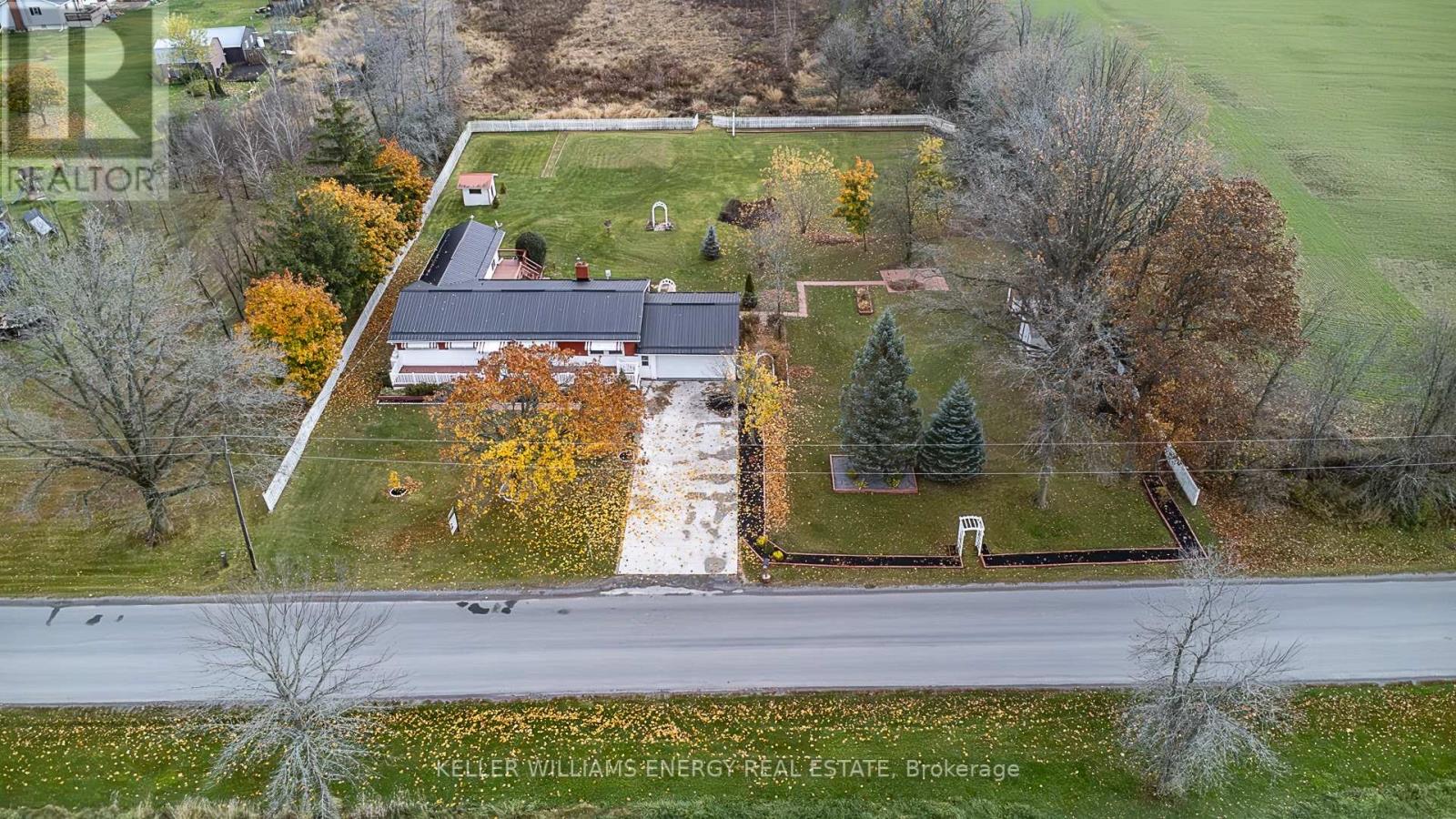 464 TRIPP RD