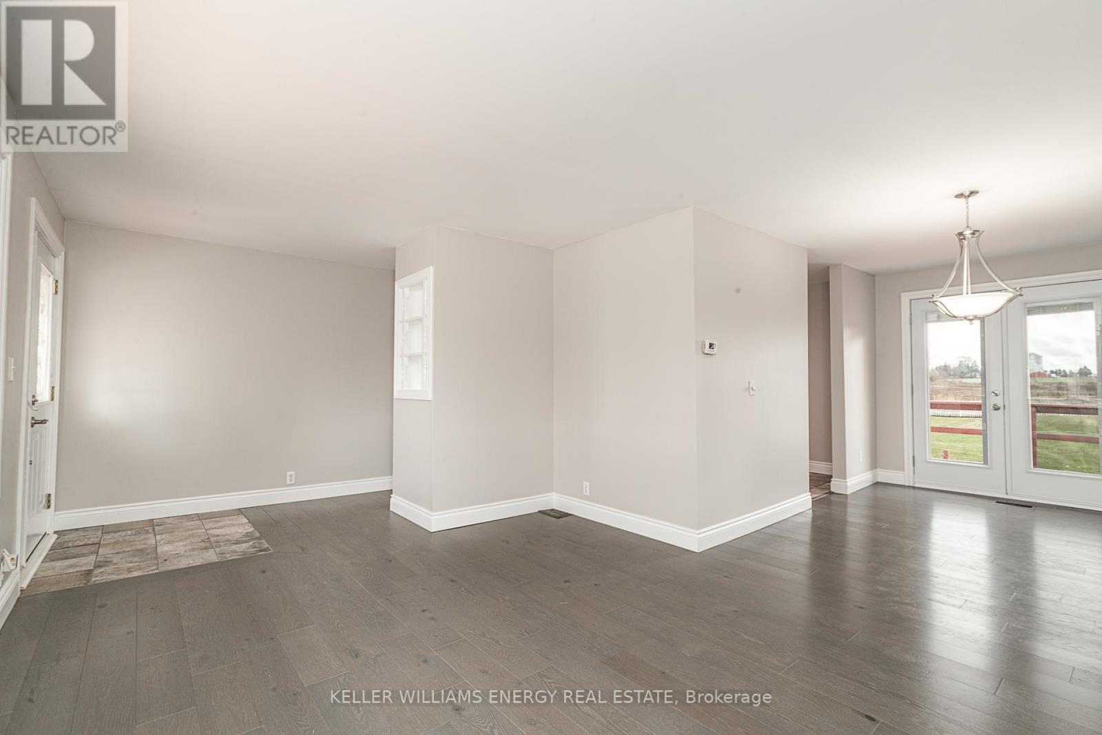 464 TRIPP RD