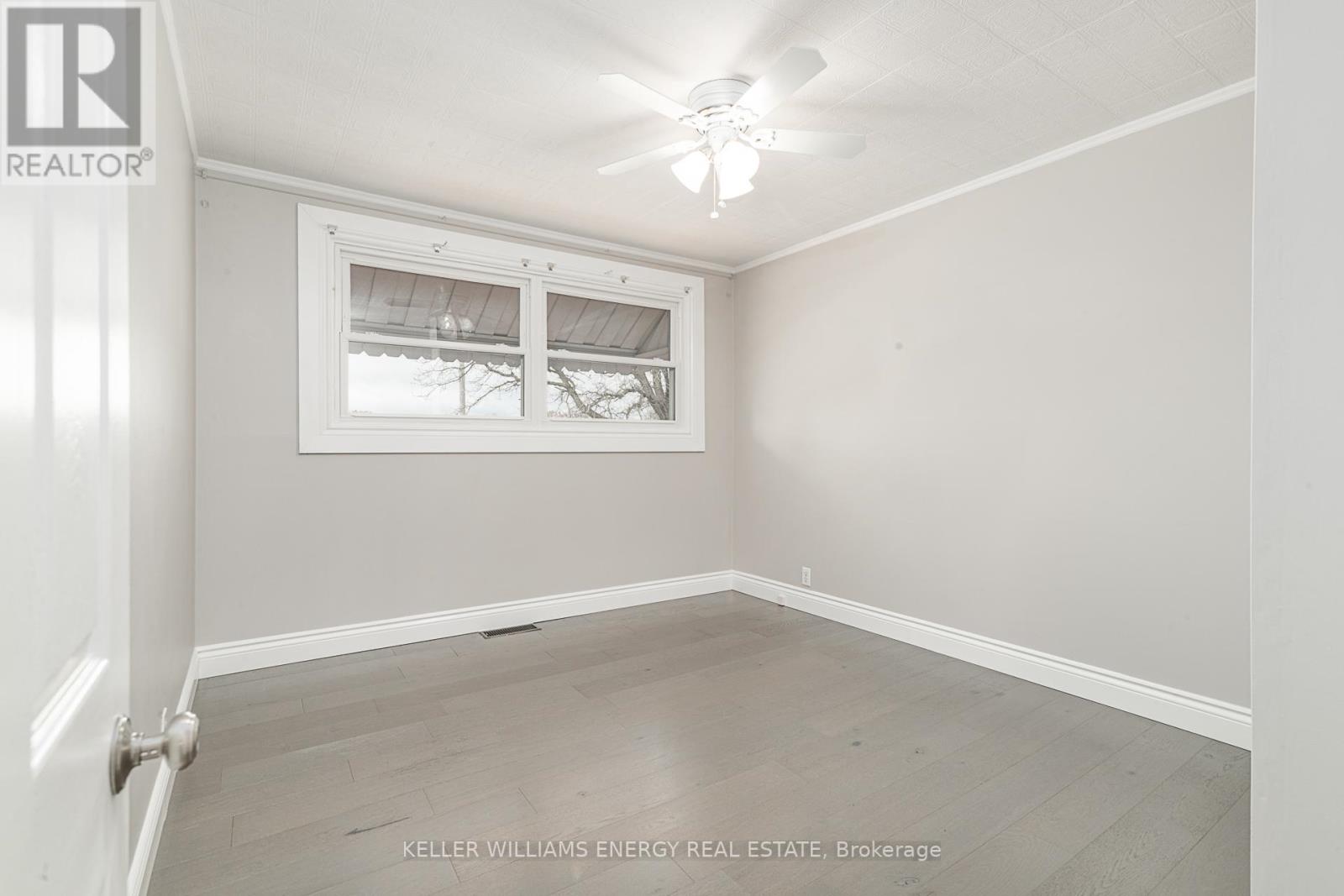 464 TRIPP RD