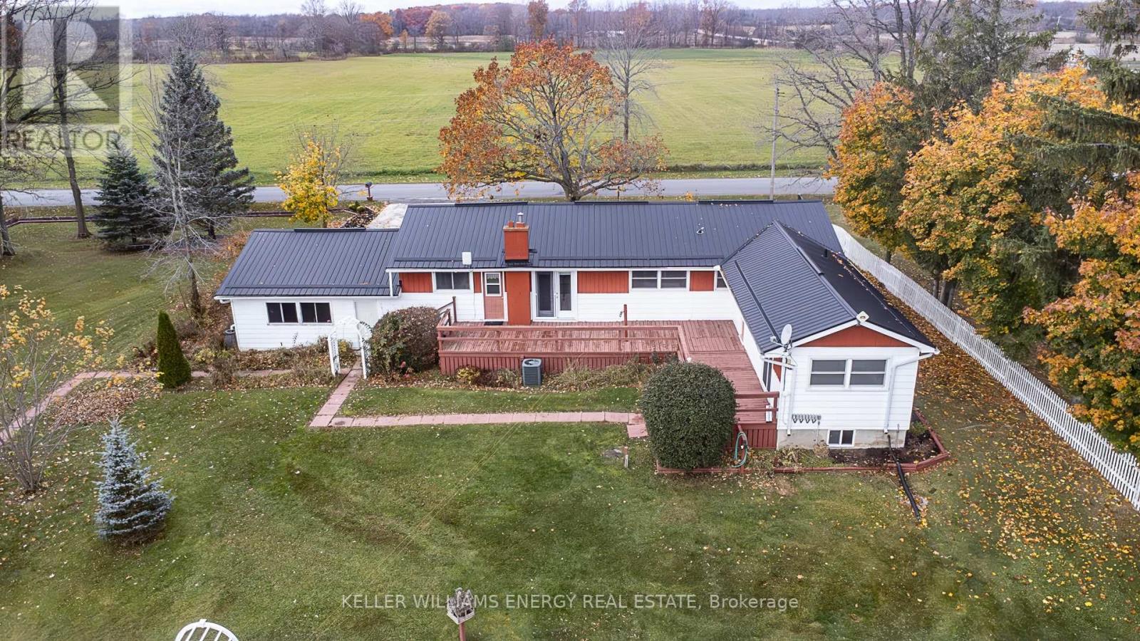 464 TRIPP RD