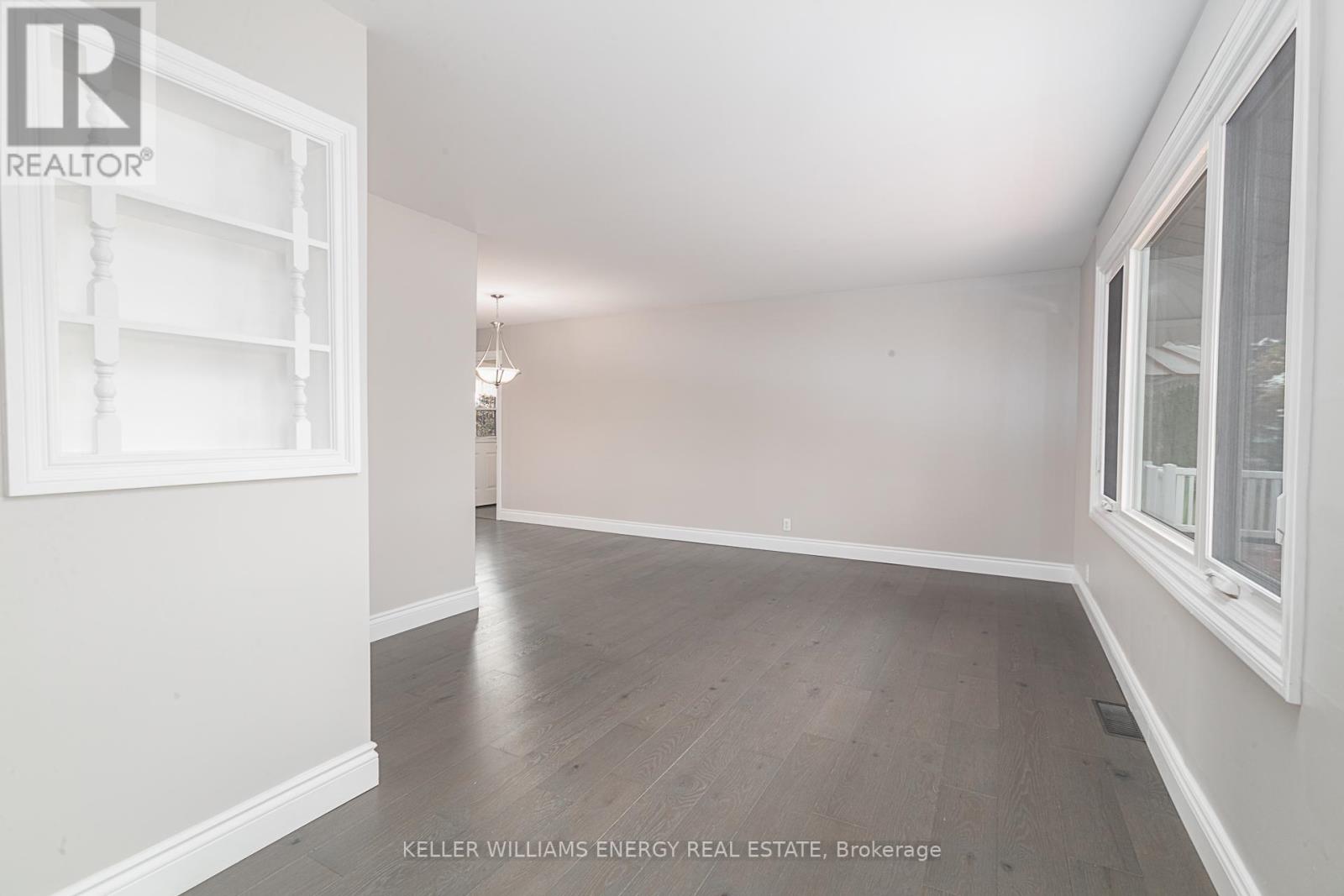 464 TRIPP RD