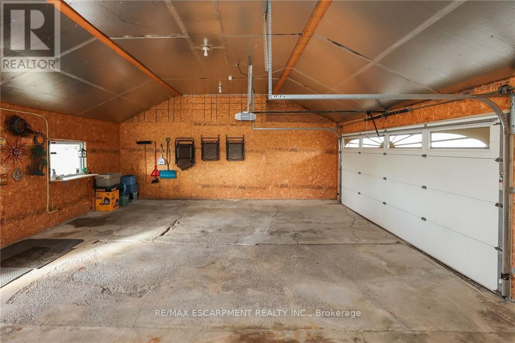 88 KEMP RD E