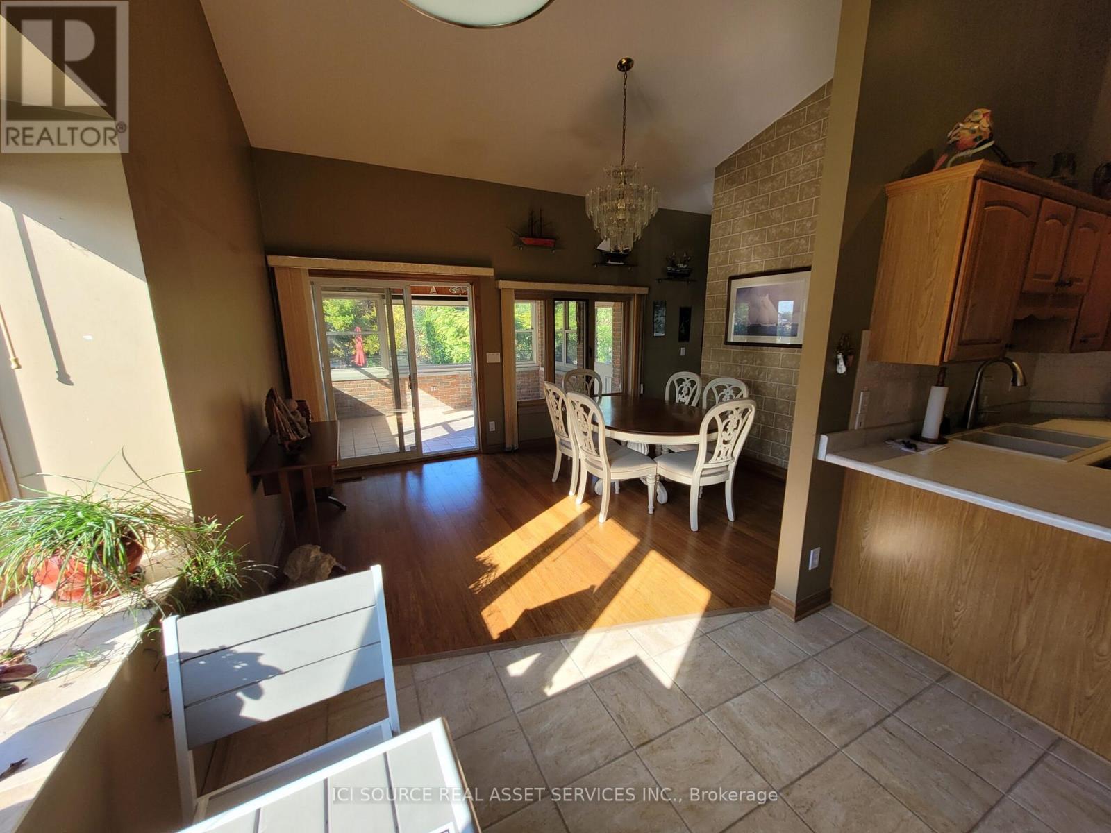 223 BAYBERRY CRES