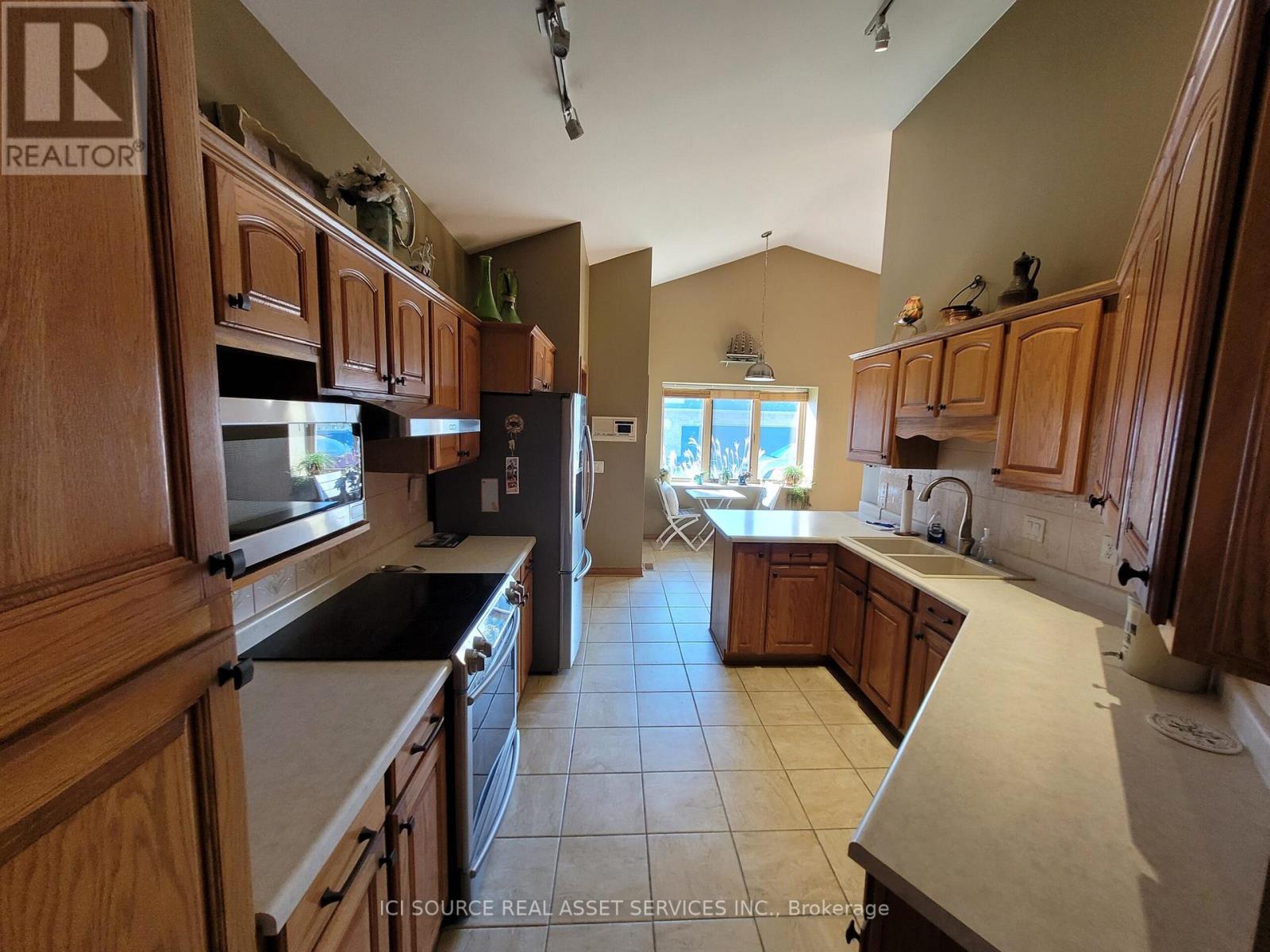 223 BAYBERRY CRES