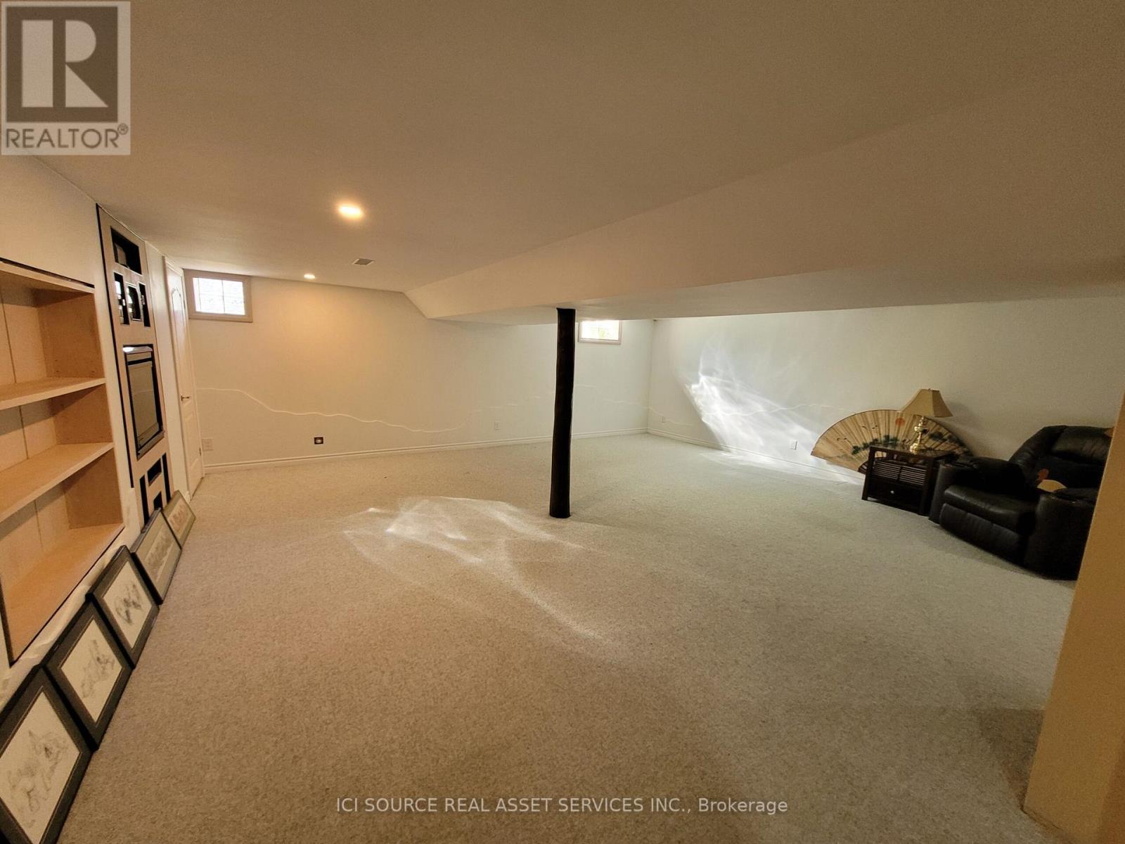 223 BAYBERRY CRES