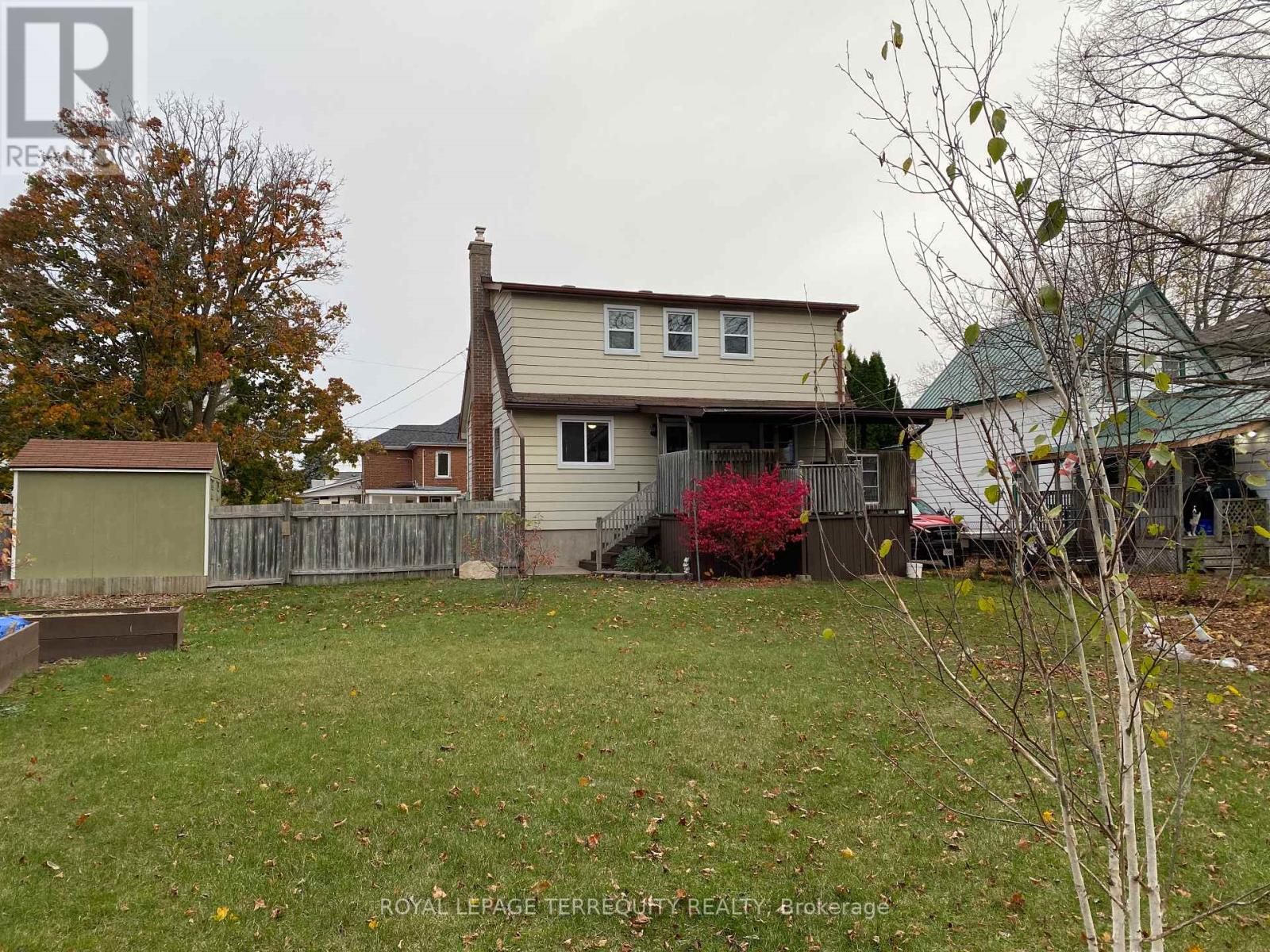 13 HOWARD ST