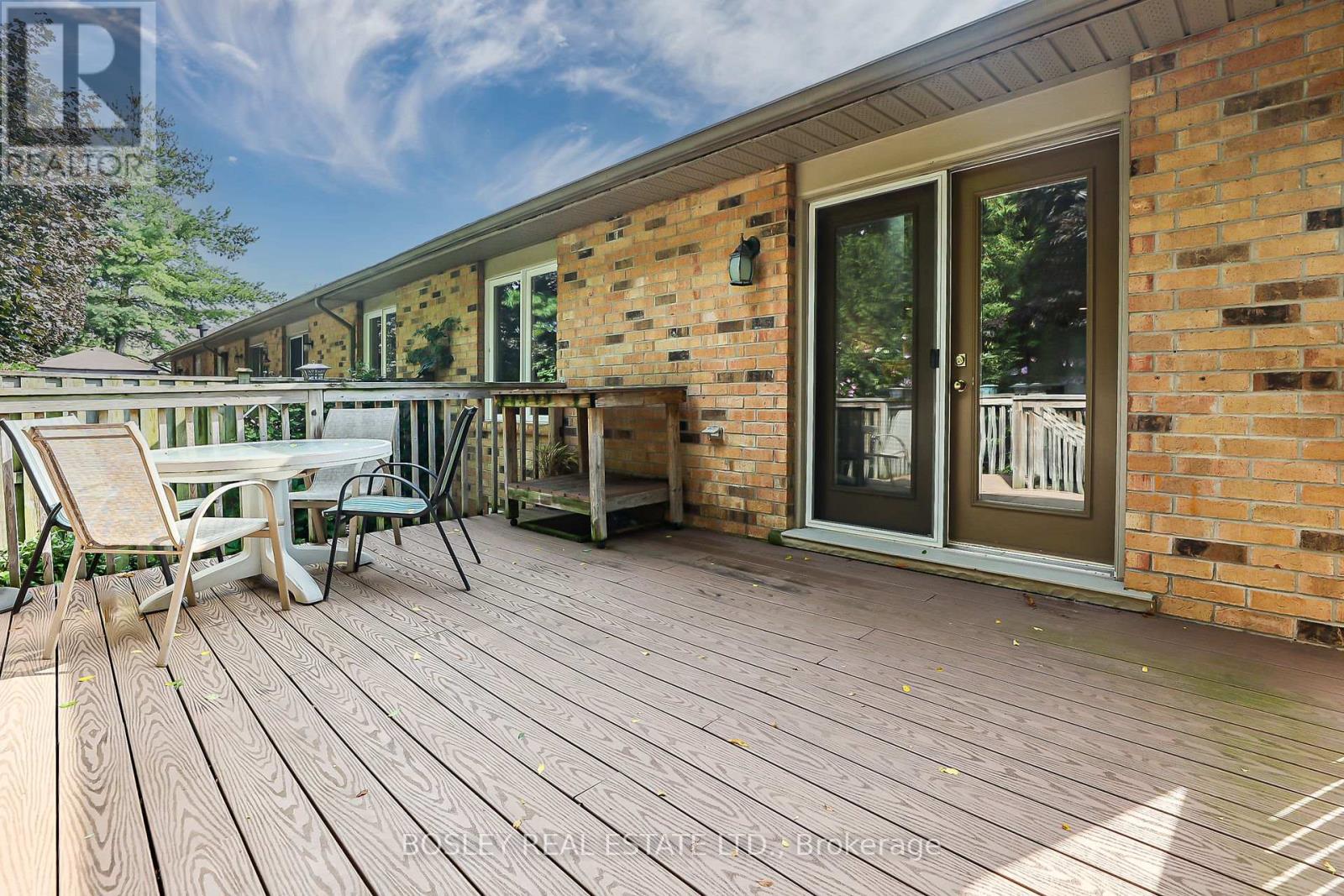 #28 -19 BARTLETT AVE, #28