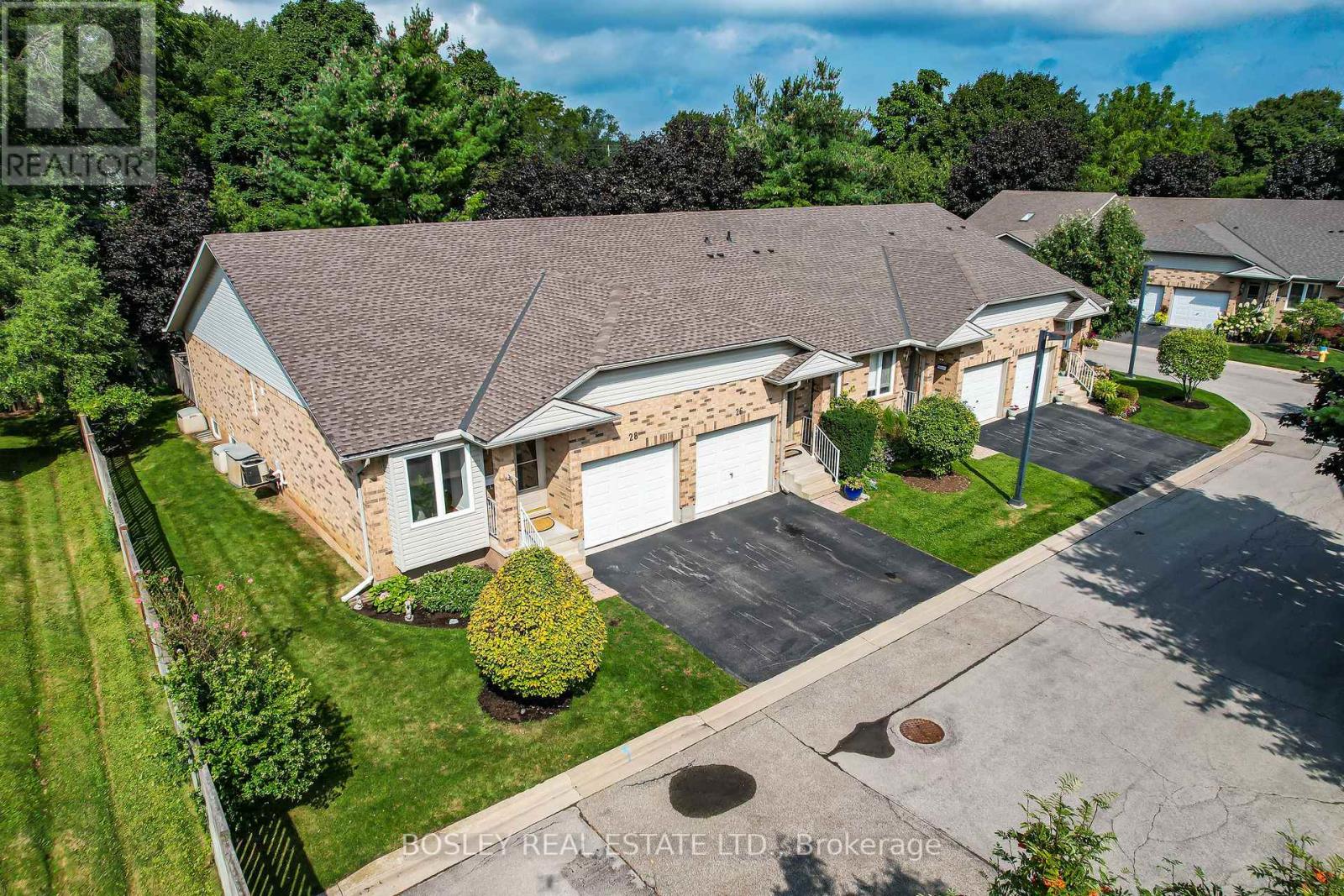 #28 -19 BARTLETT AVE, #28