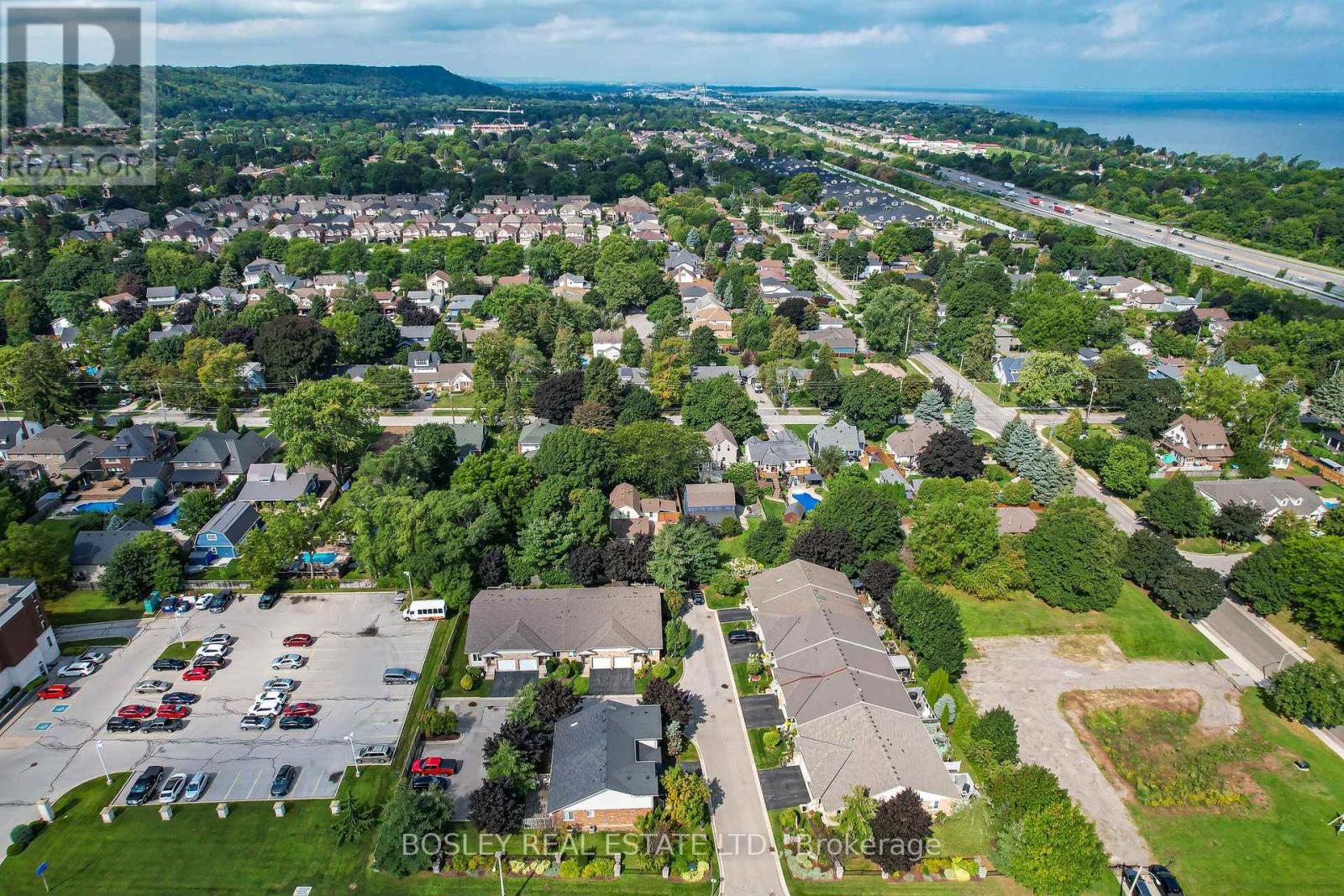 #28 -19 BARTLETT AVE, #28