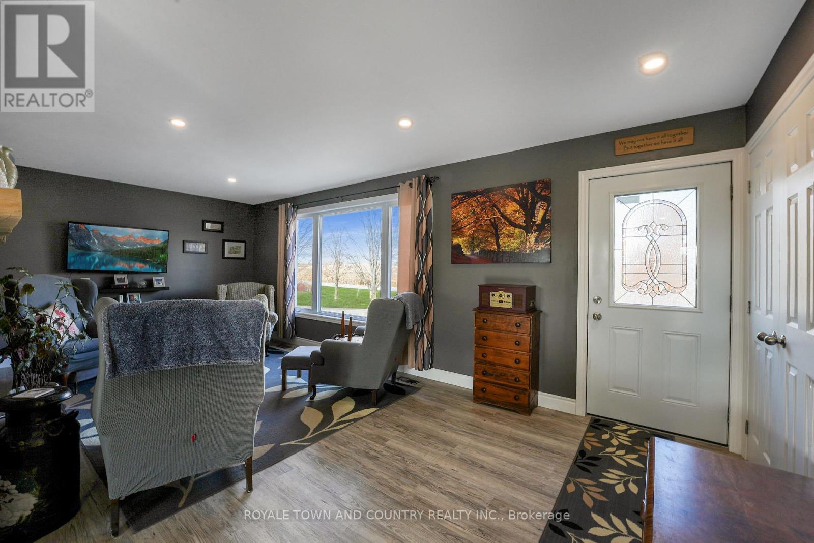 386 PENIEL RD