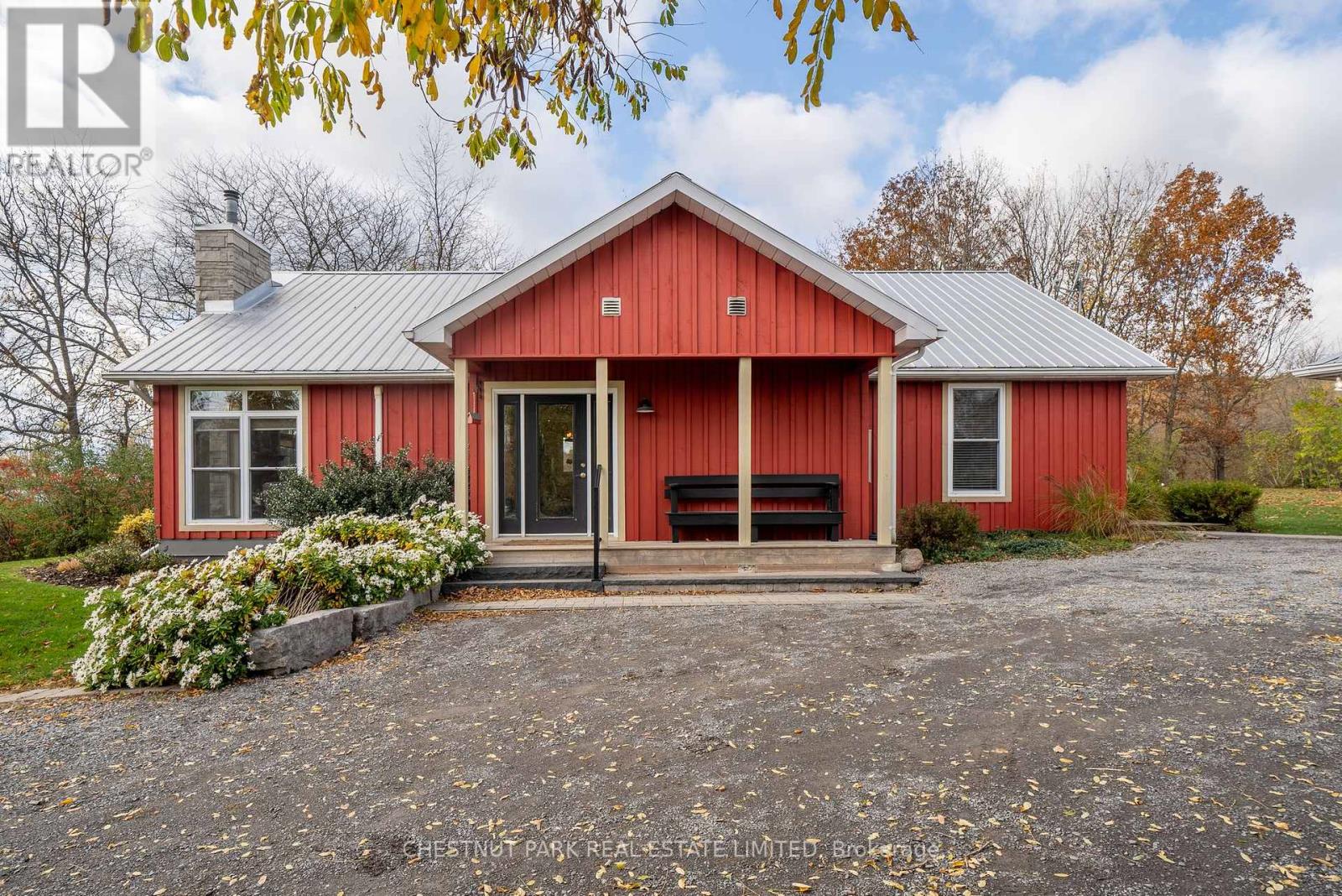 96 SMITHS BAY AVE