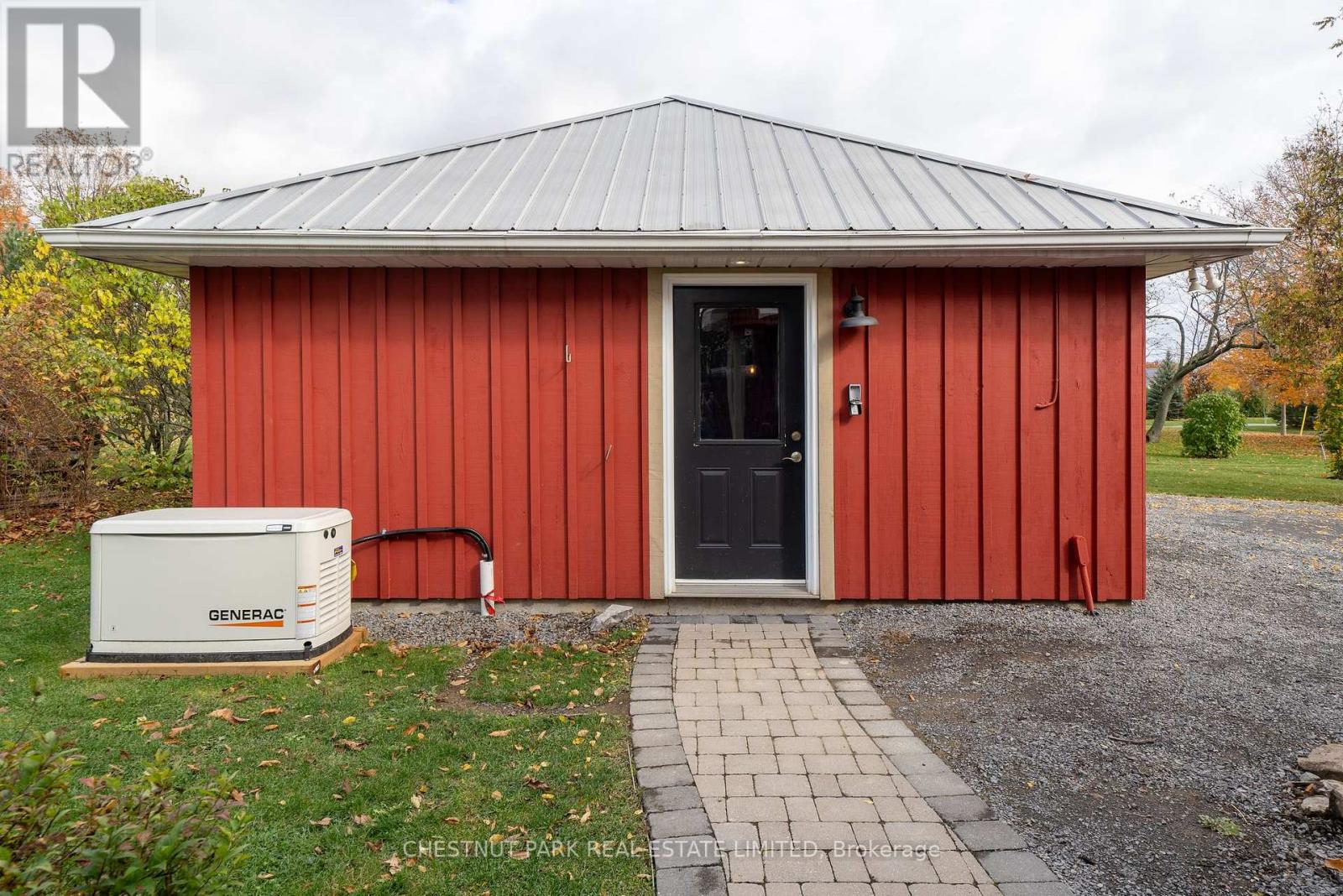 96 SMITHS BAY AVE
