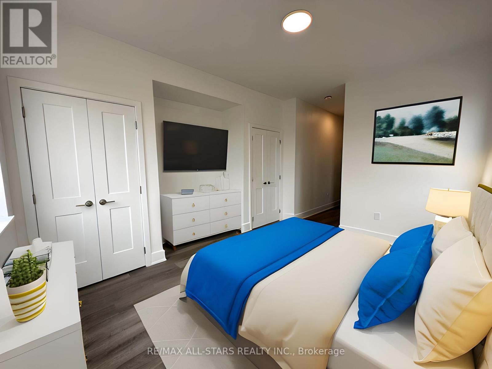 #1 -67 WEST ST N, #1